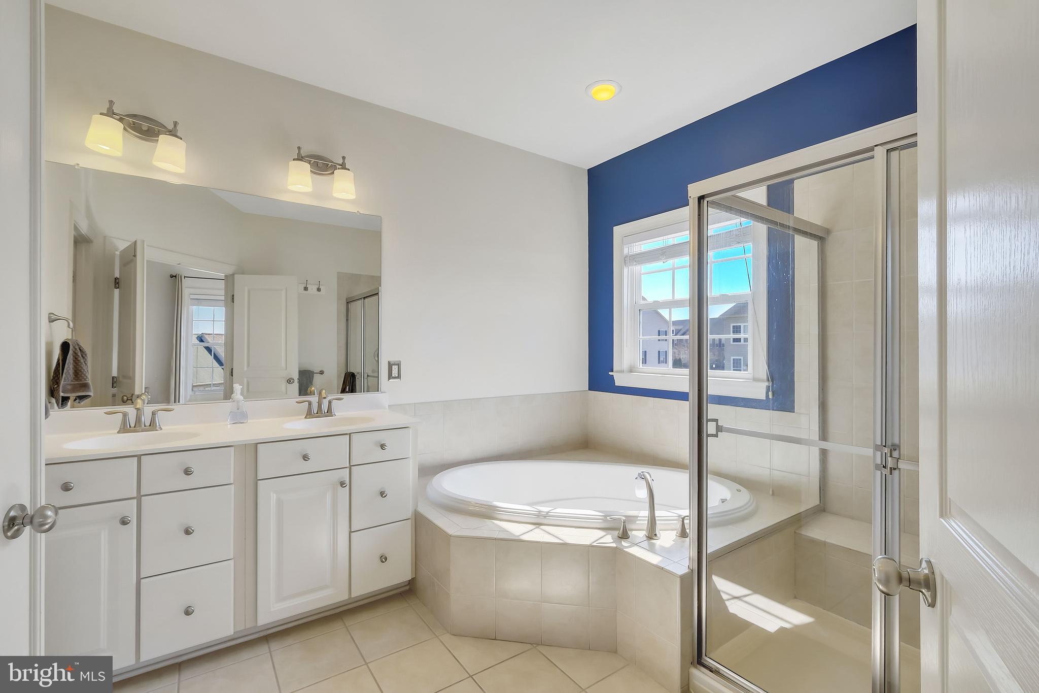 VILLAGES OF URBANA - Residential