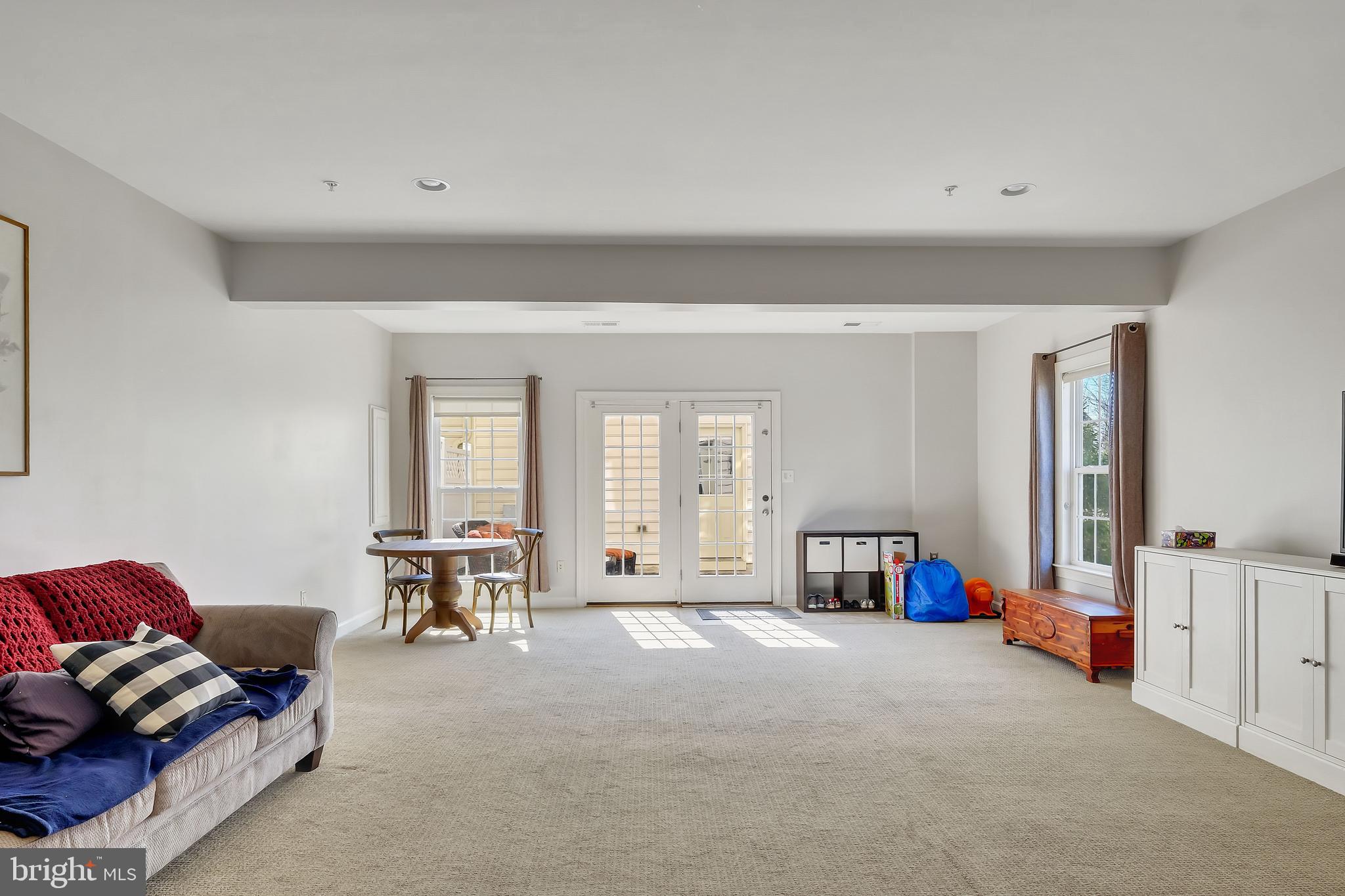 VILLAGES OF URBANA - Residential