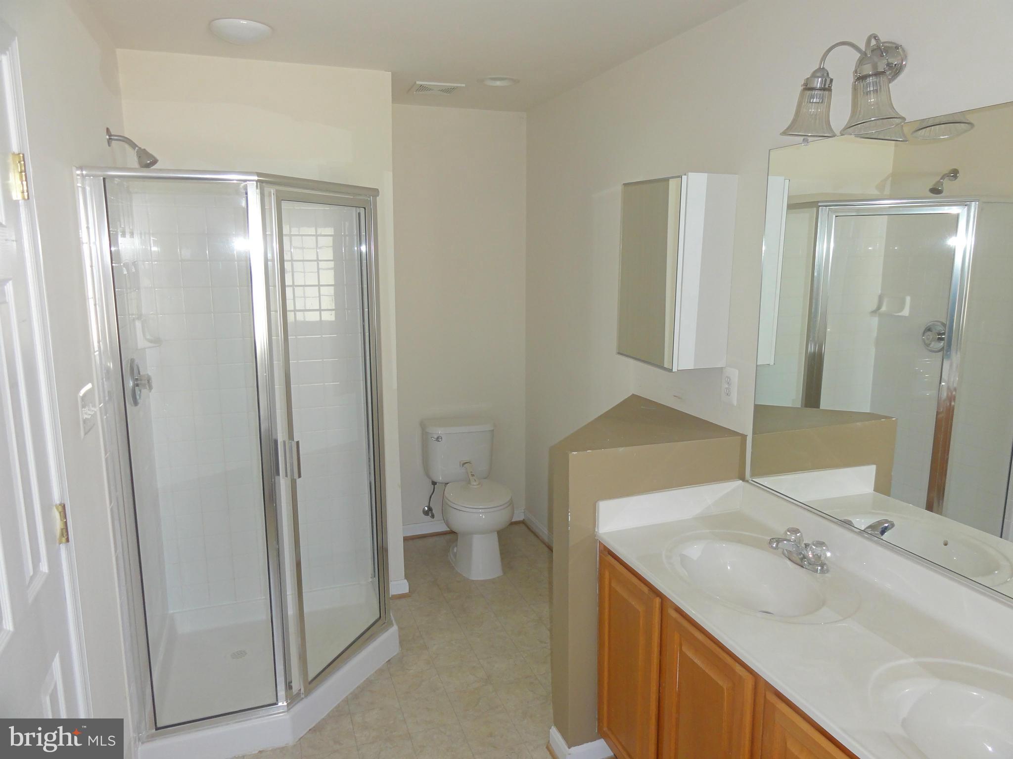 INDEPENDENCE - Residential Lease