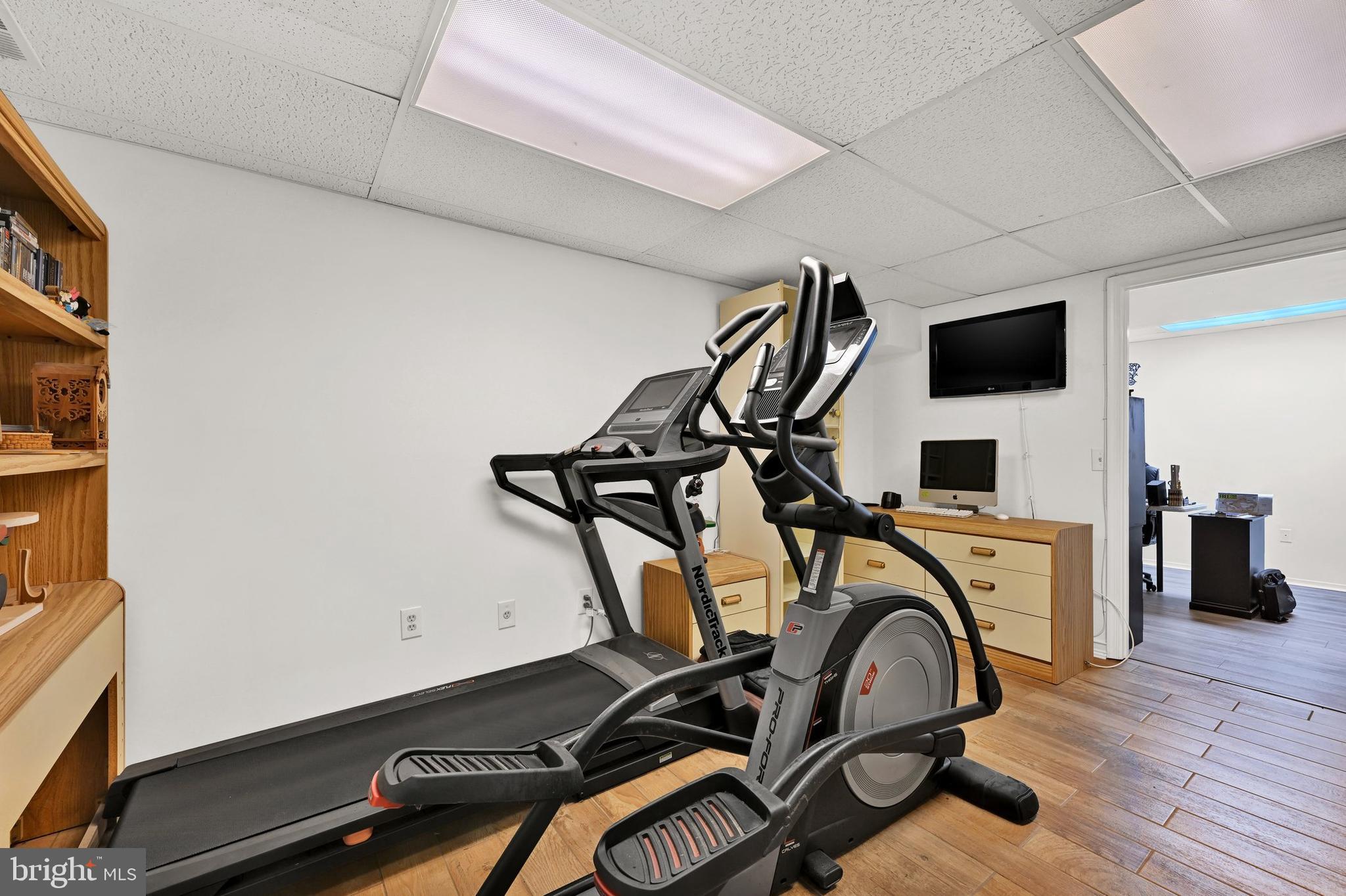 VELVET HILLS SOUTH - Residential