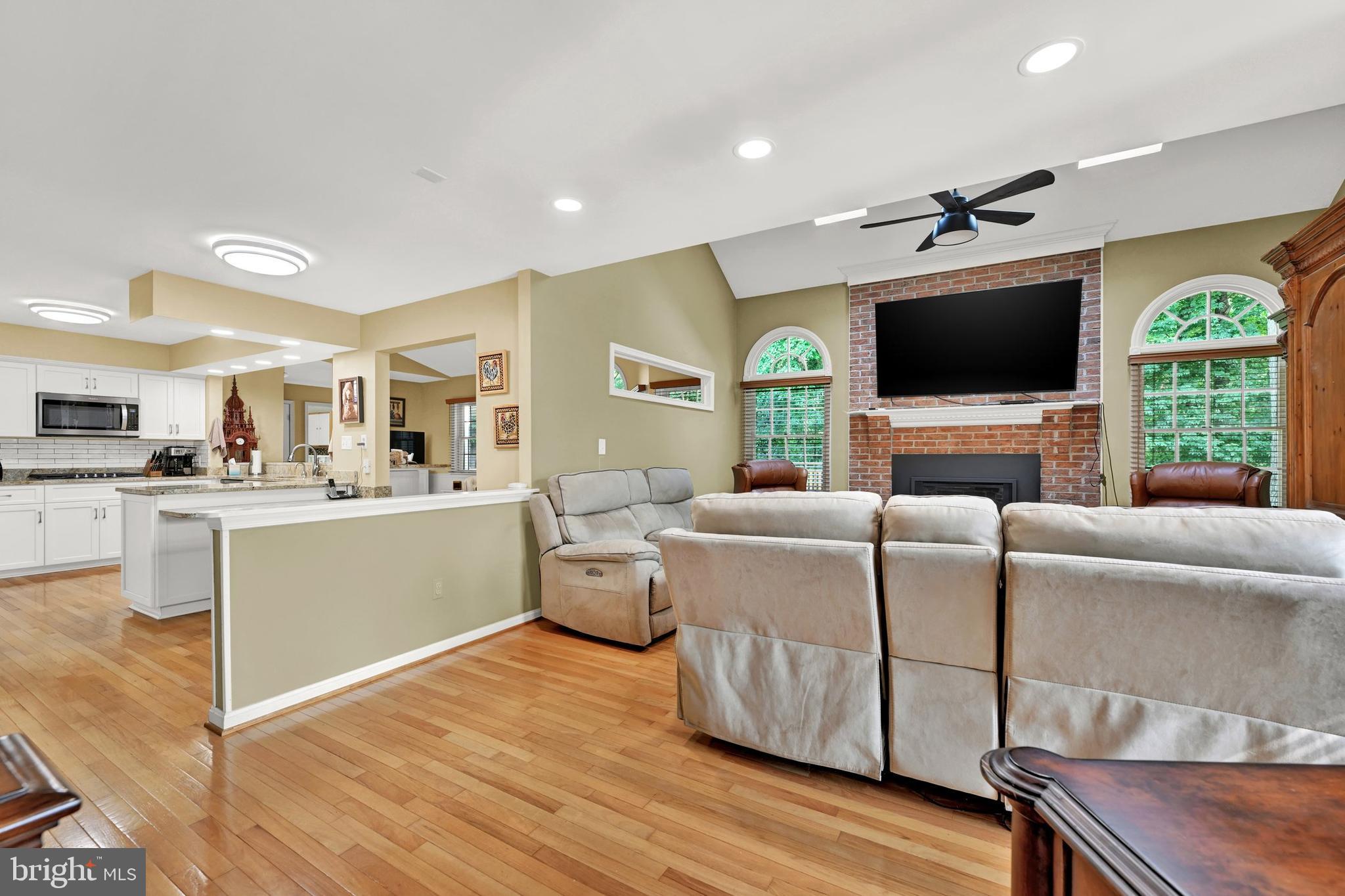 VELVET HILLS SOUTH - Residential