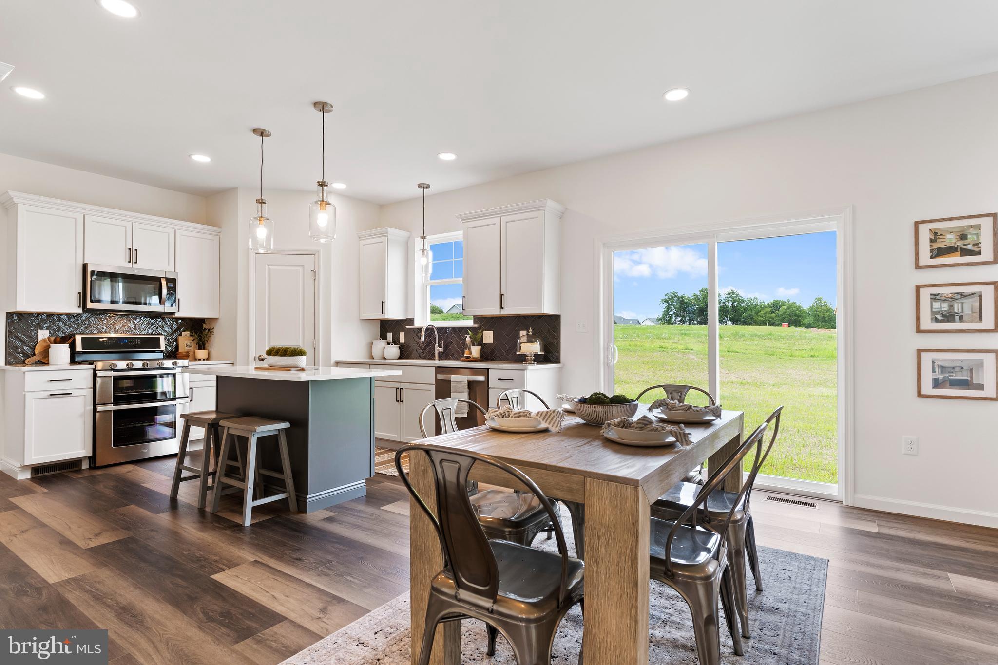 HUNTLEIGH - Residential