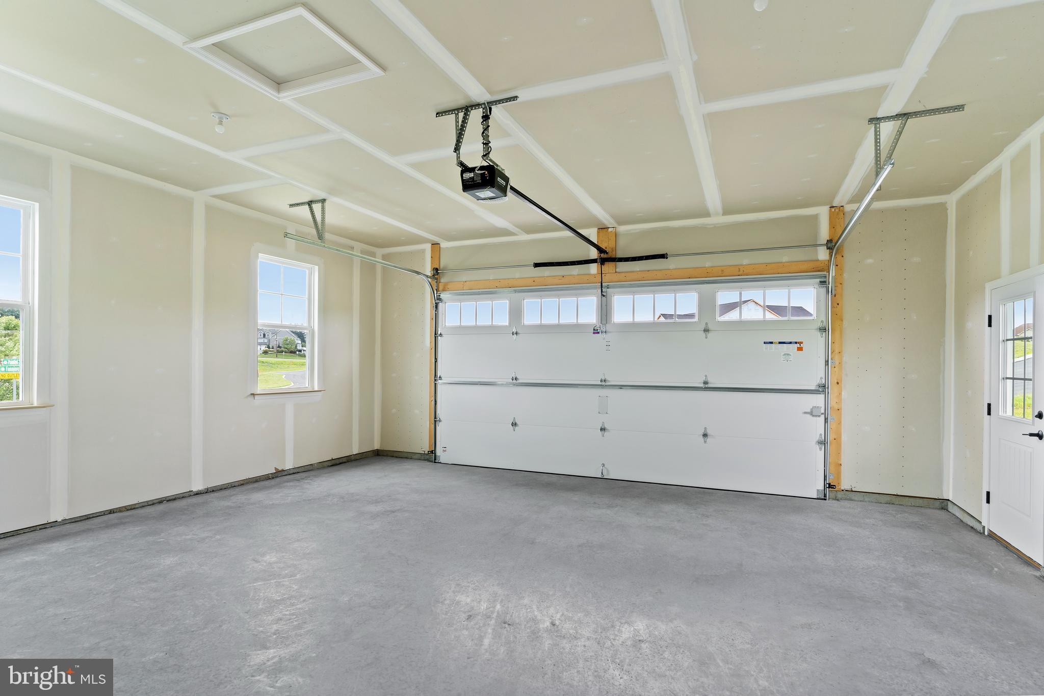 HUNTLEIGH - Residential