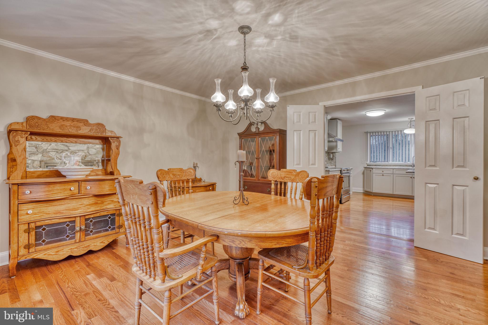 LAKE ROLAND - Residential Lease