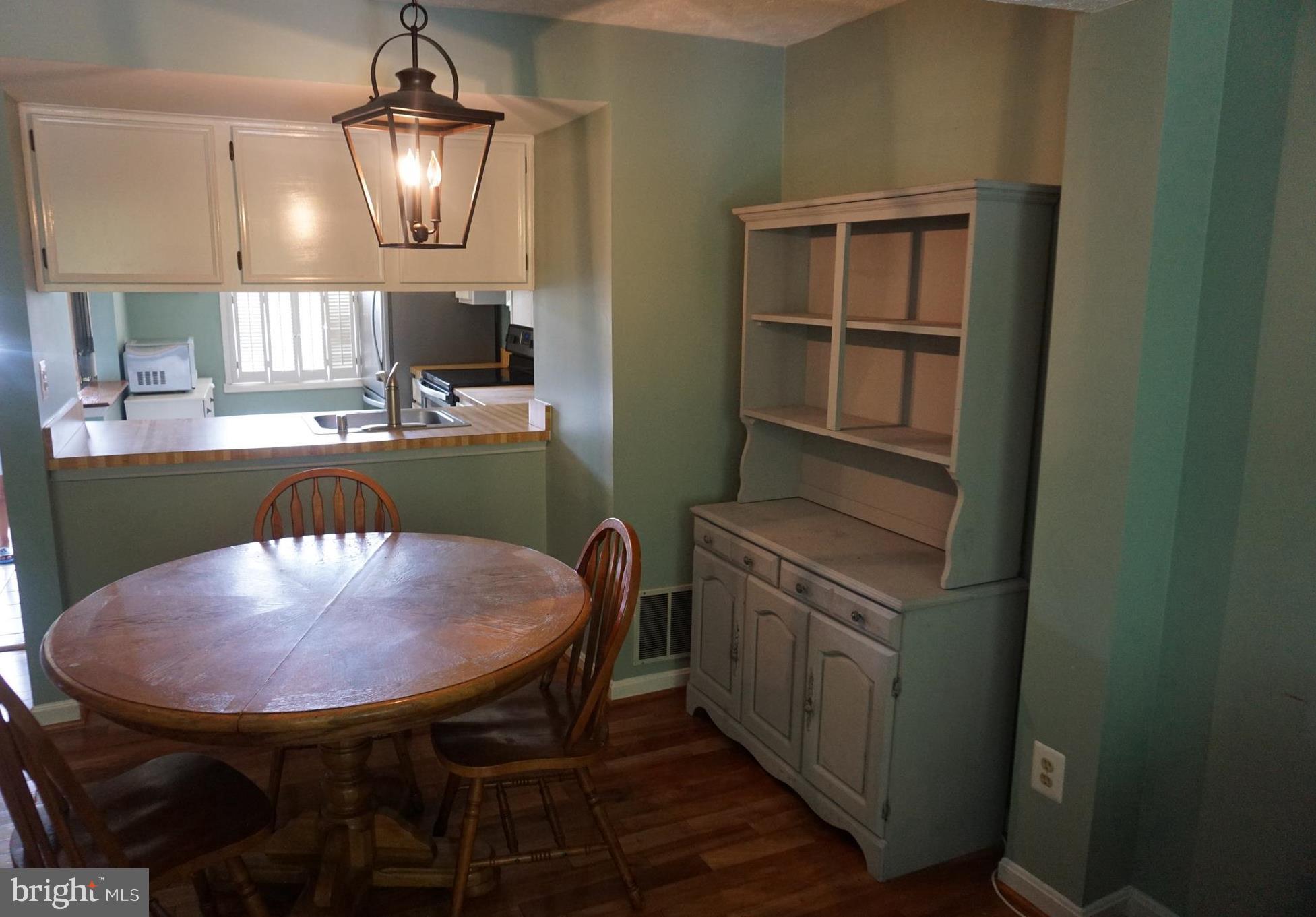 CHESTERFIELD 4 - Residential