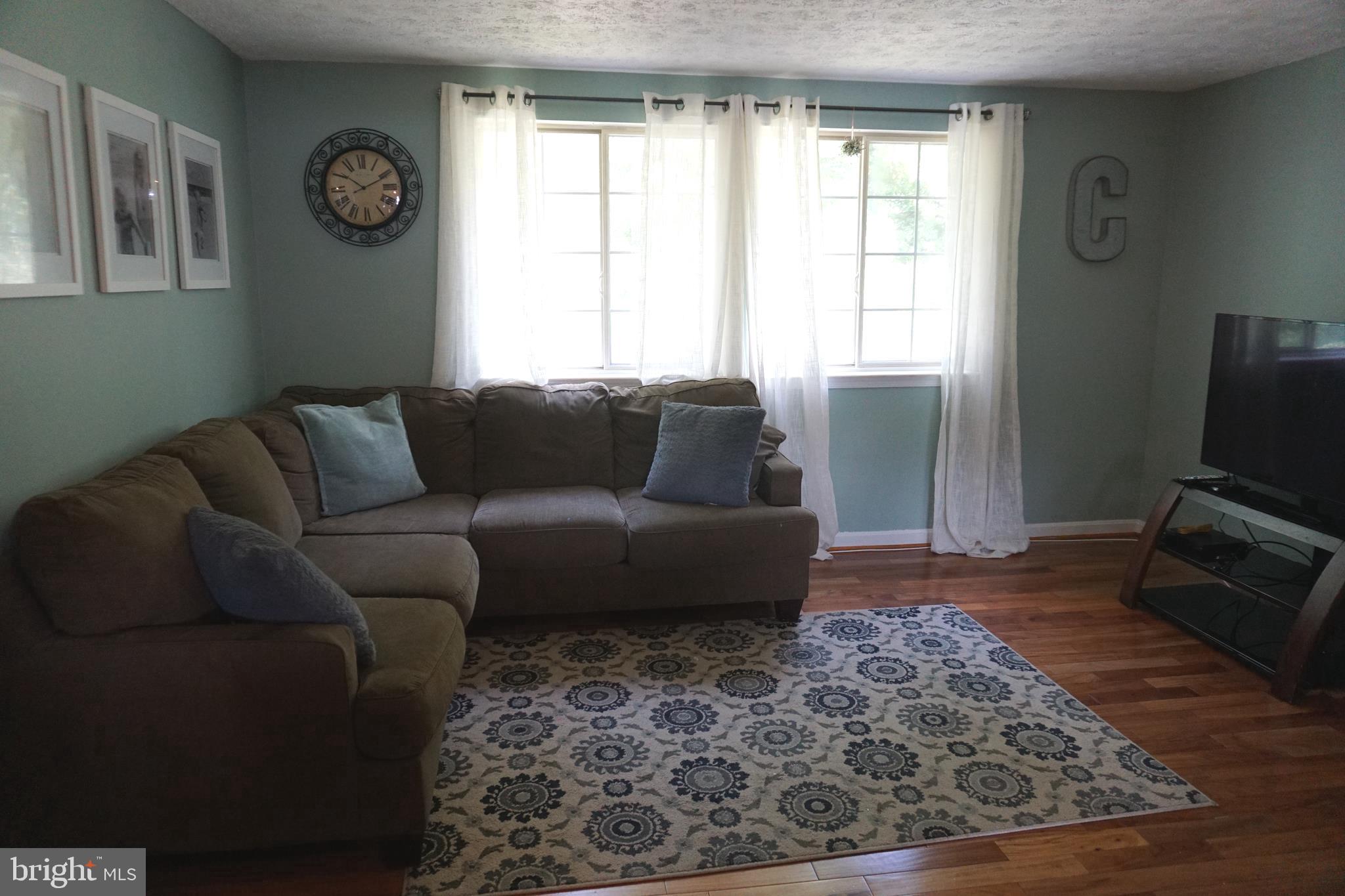 CHESTERFIELD 4 - Residential