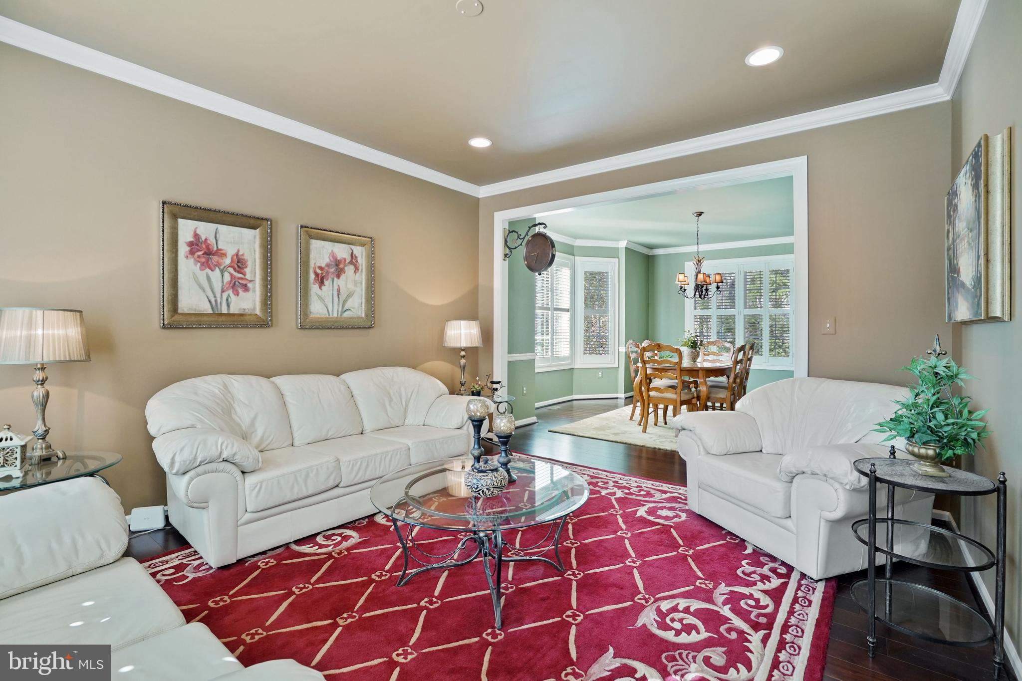 STRATSHIRE CROSSING - Residential