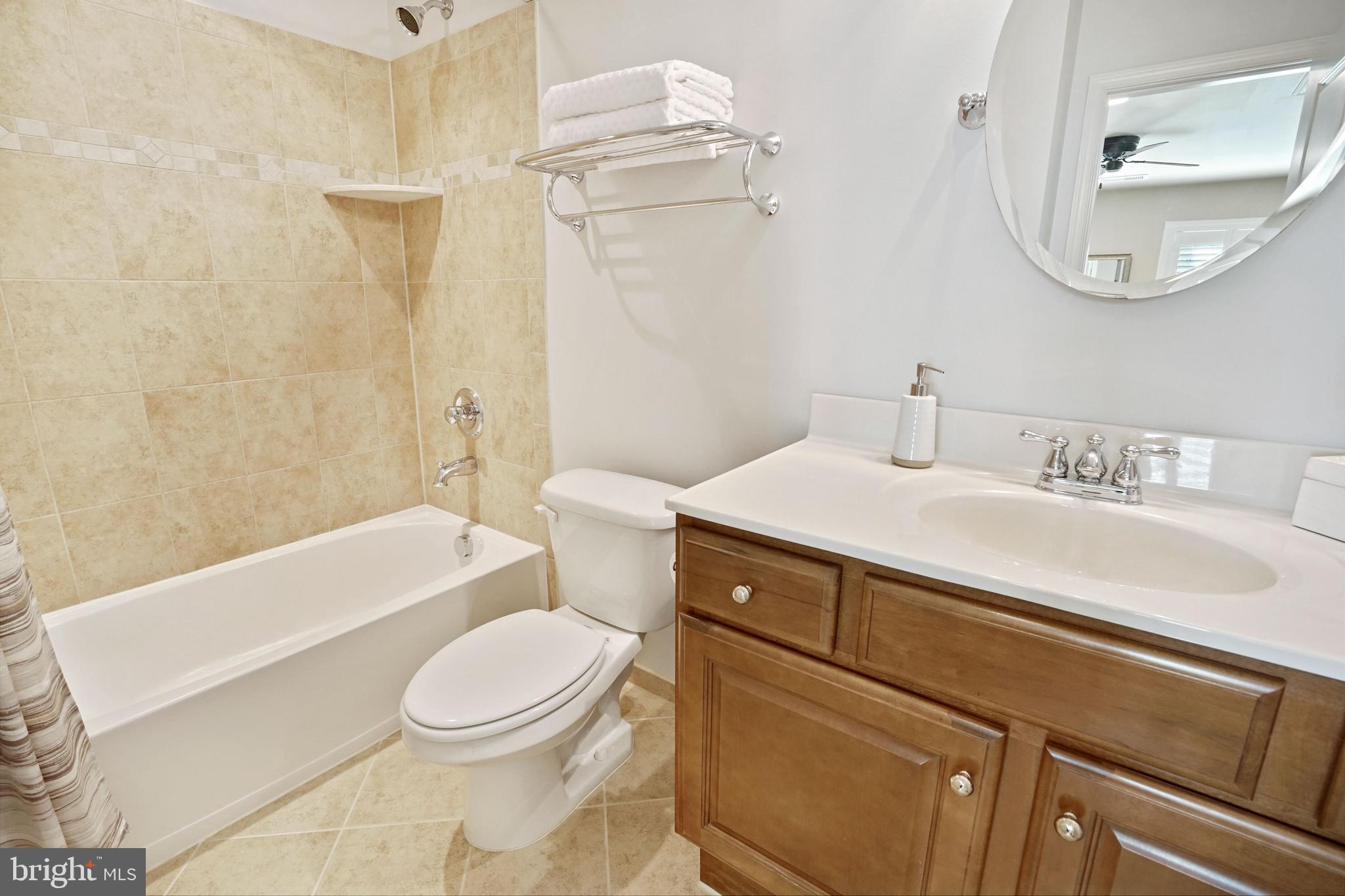 STRATSHIRE CROSSING - Residential