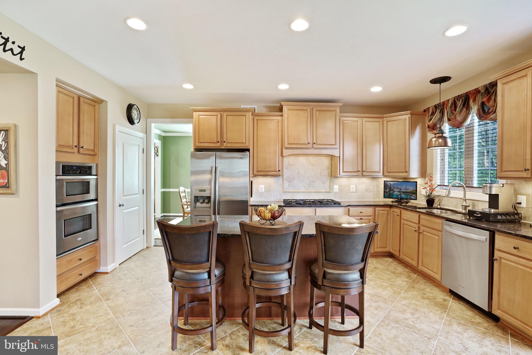 STRATSHIRE CROSSING - Residential