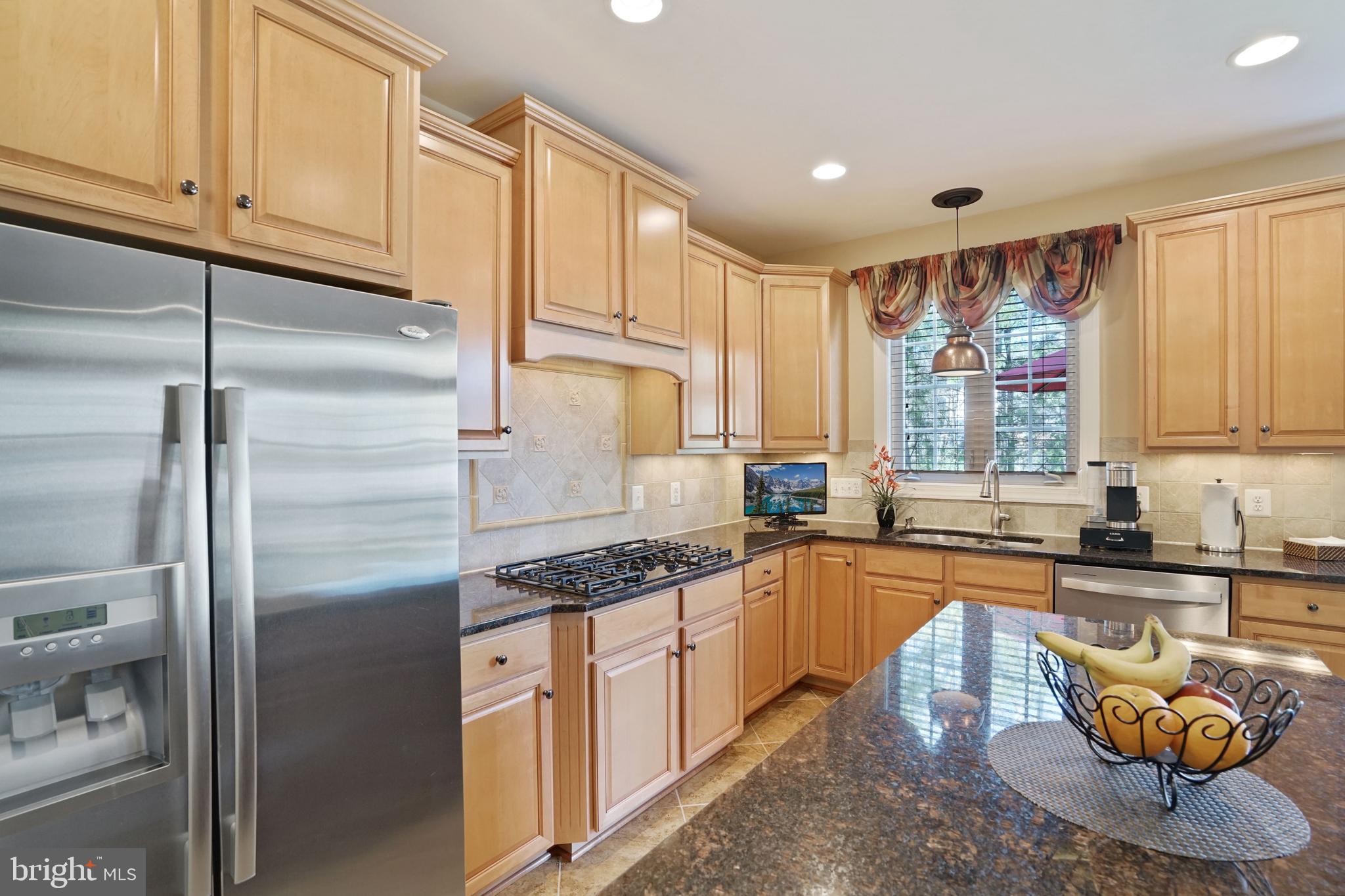 STRATSHIRE CROSSING - Residential