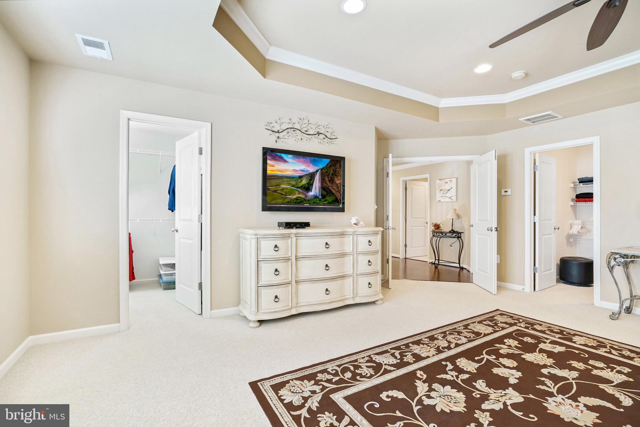 STRATSHIRE CROSSING - Residential