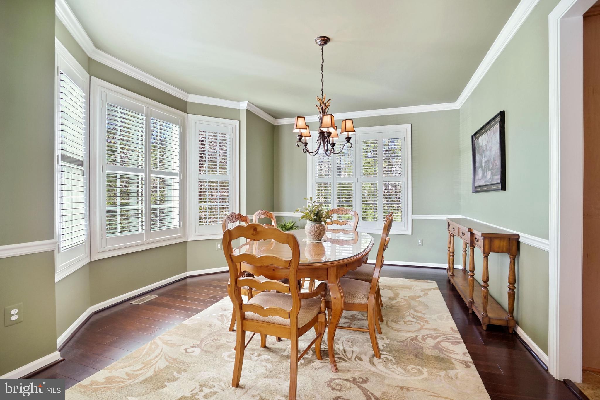 STRATSHIRE CROSSING - Residential