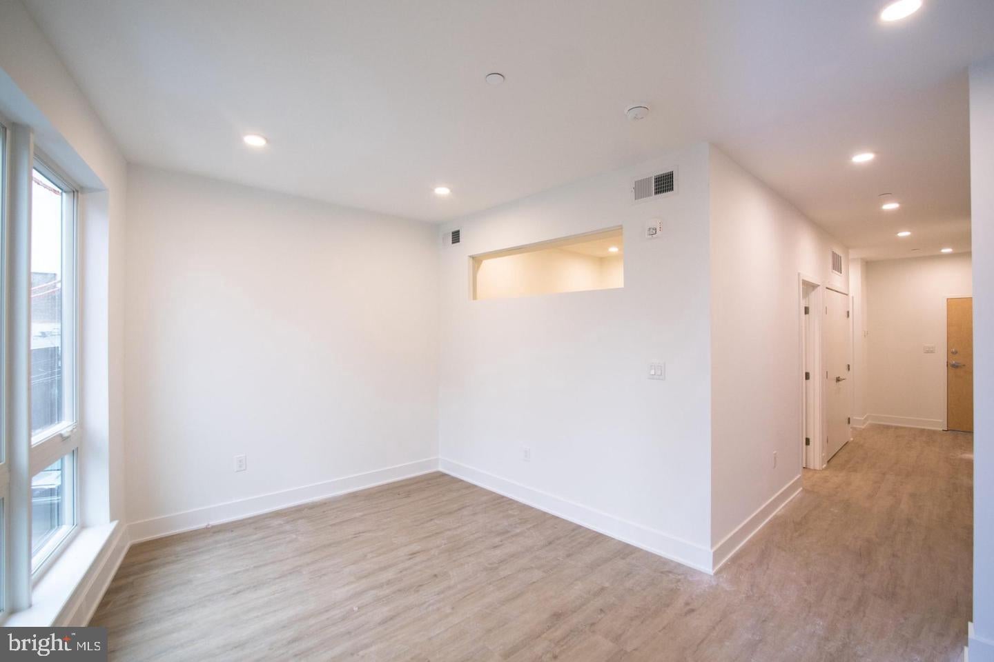 1325 N LEE STREET UNIT 206