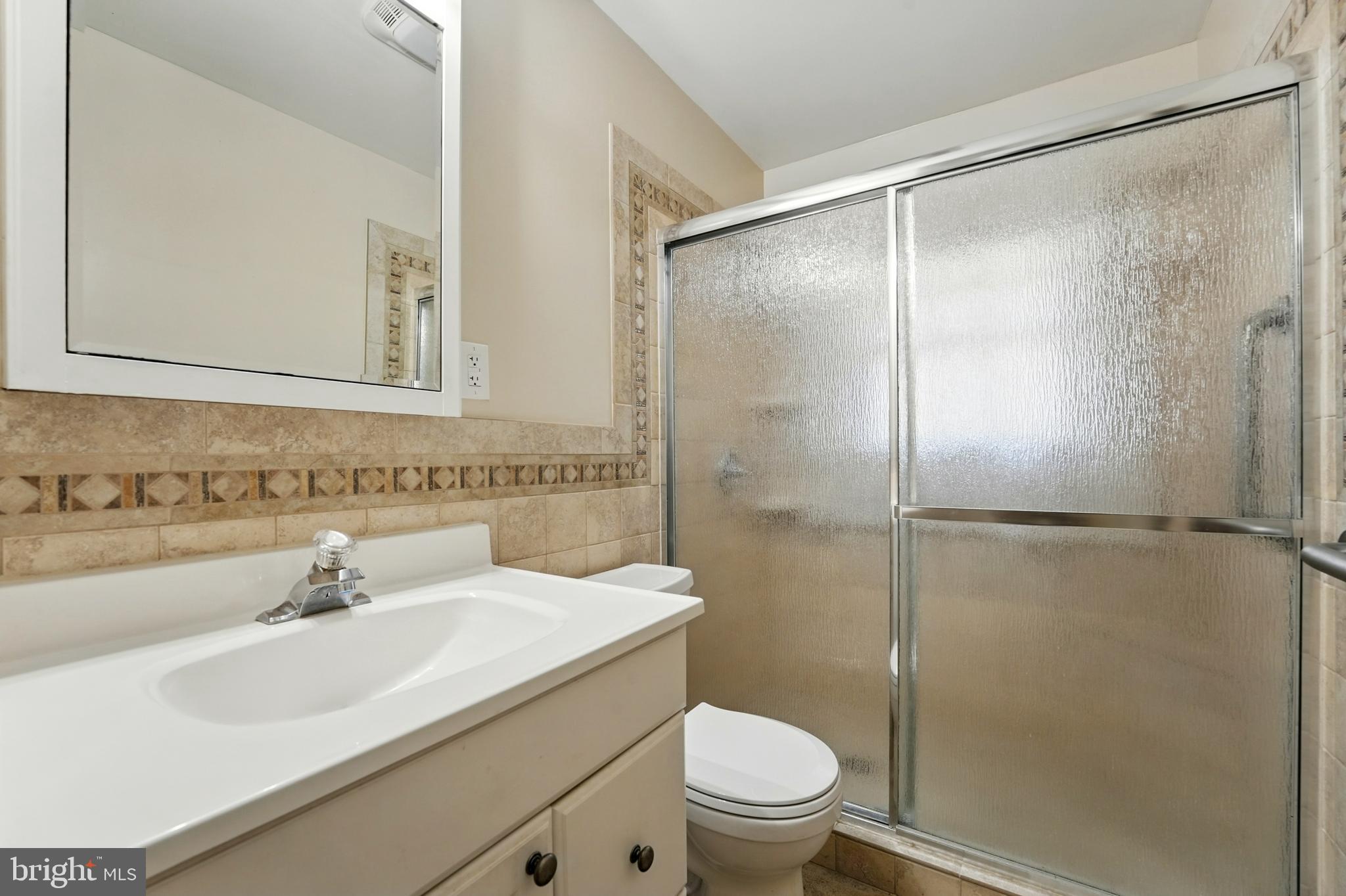 WHITE SHOP ESTATES - Residential