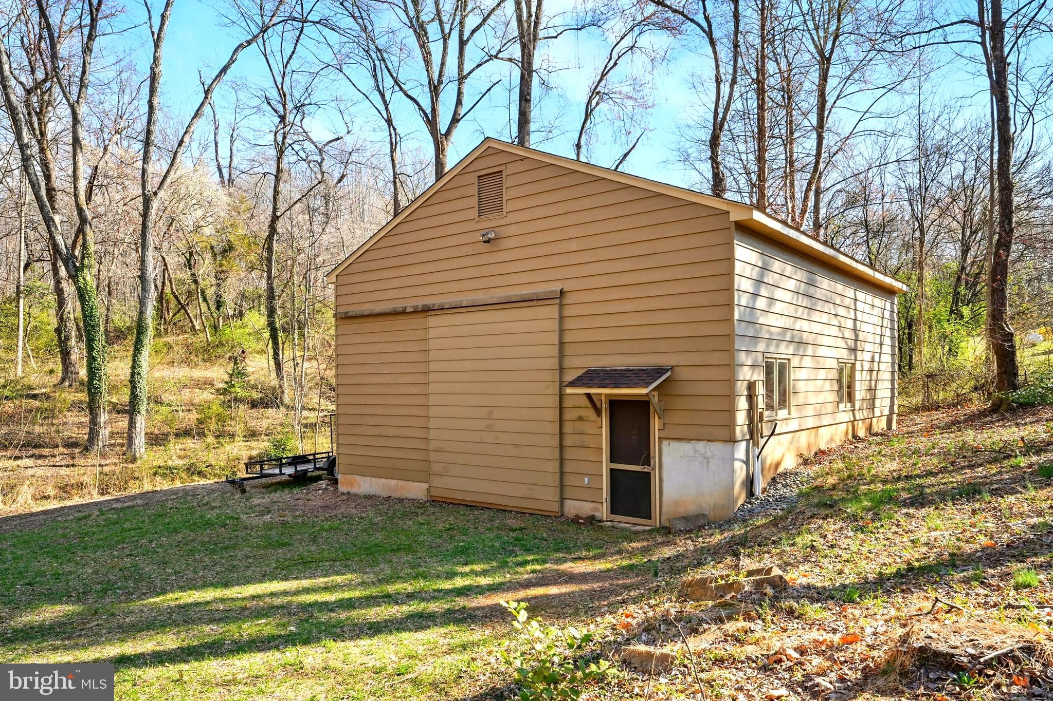 WHITE SHOP ESTATES - Residential