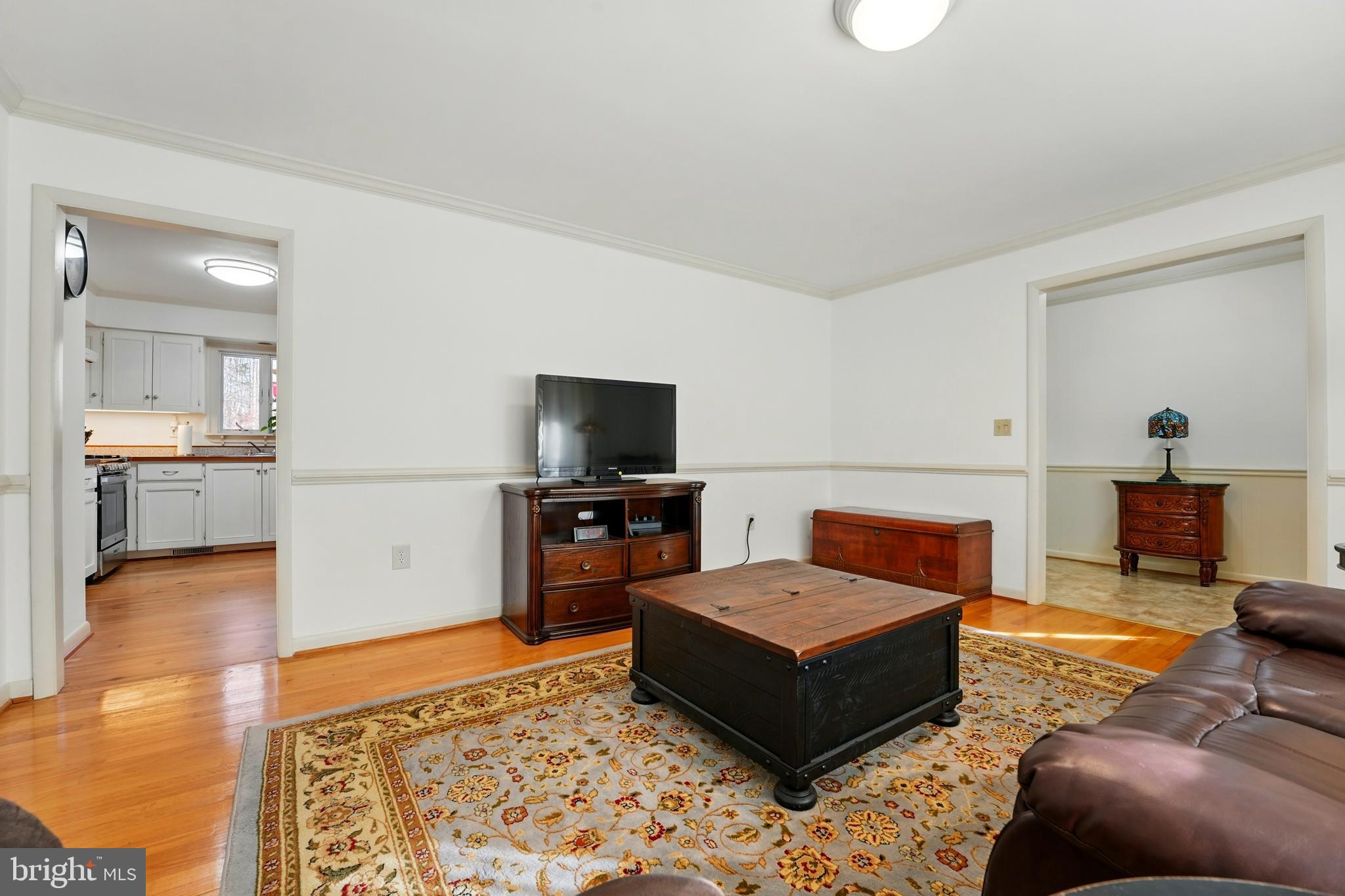 WHITE SHOP ESTATES - Residential