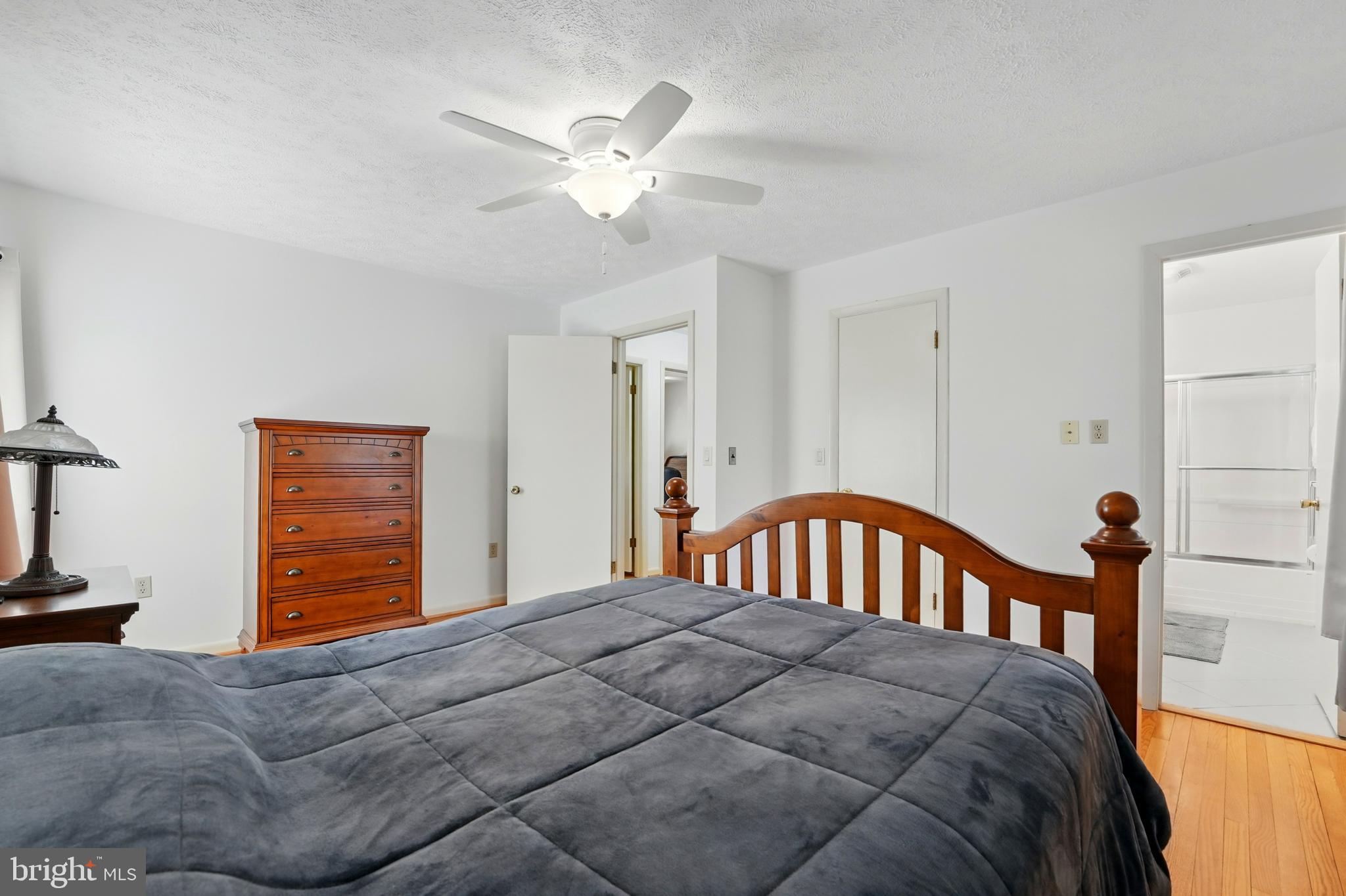 WHITE SHOP ESTATES - Residential