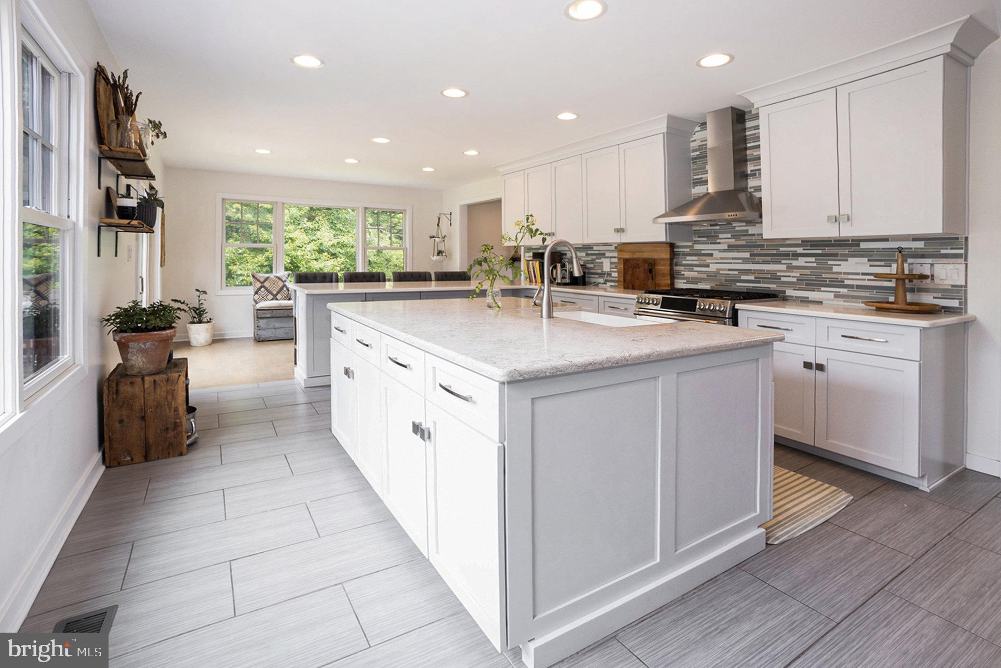 RADNOR HUNT - Residential