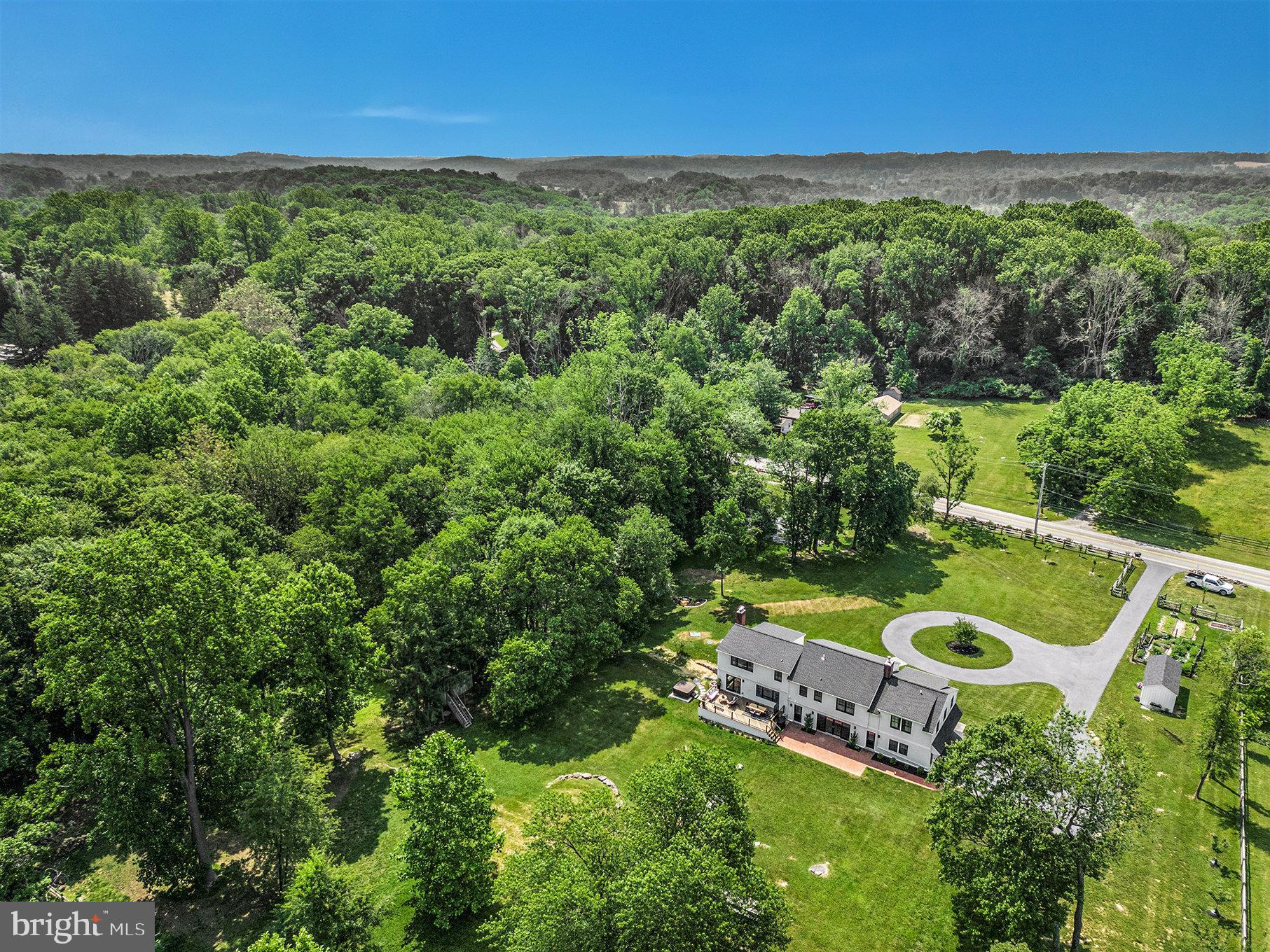RADNOR HUNT - Residential