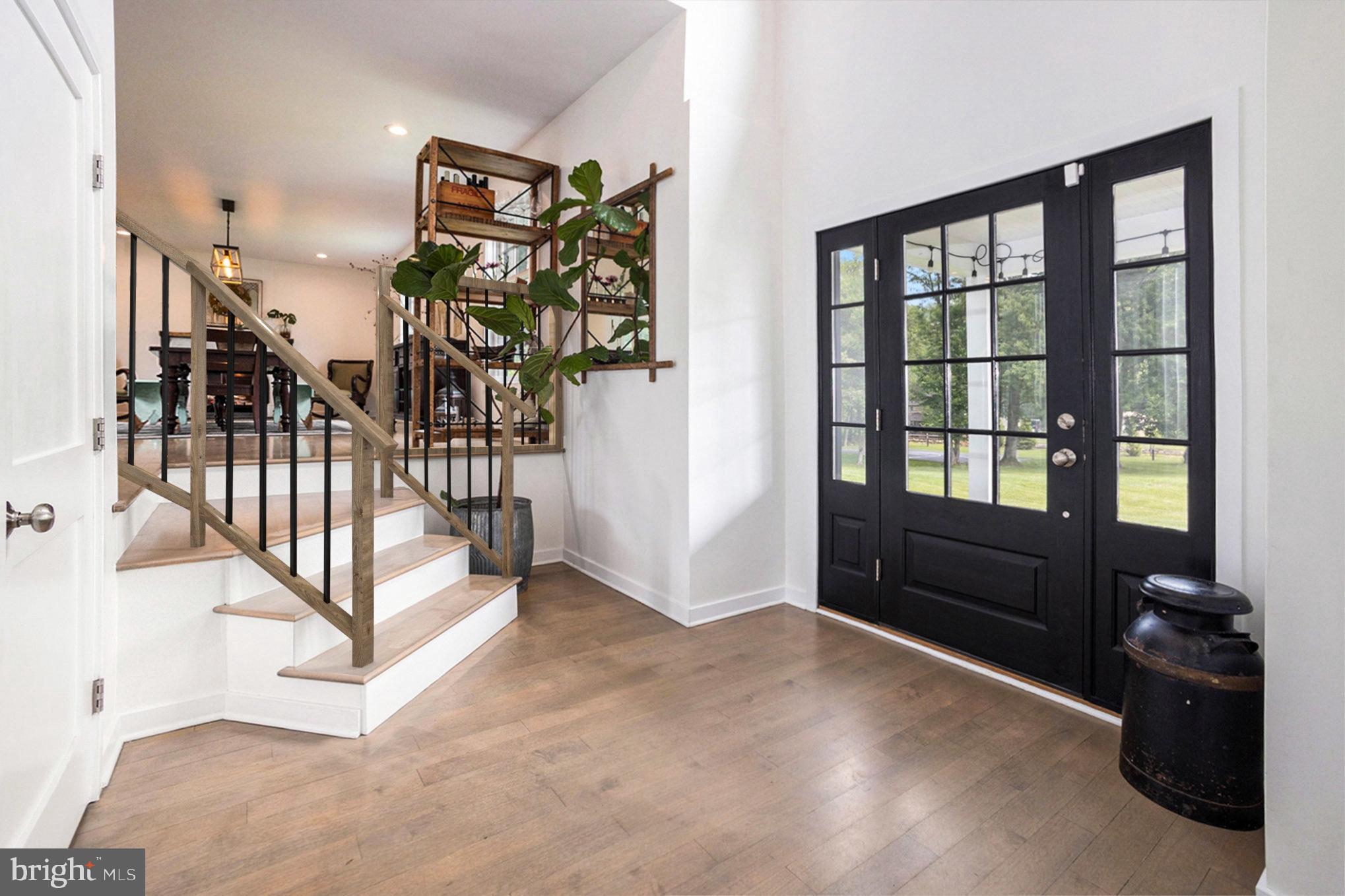 RADNOR HUNT - Residential