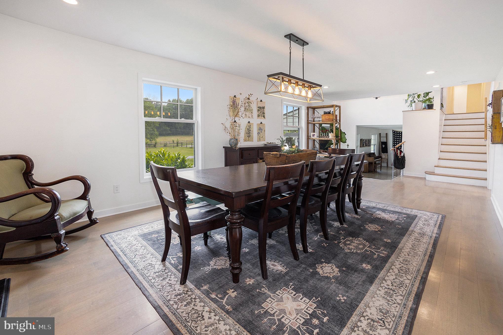 RADNOR HUNT - Residential