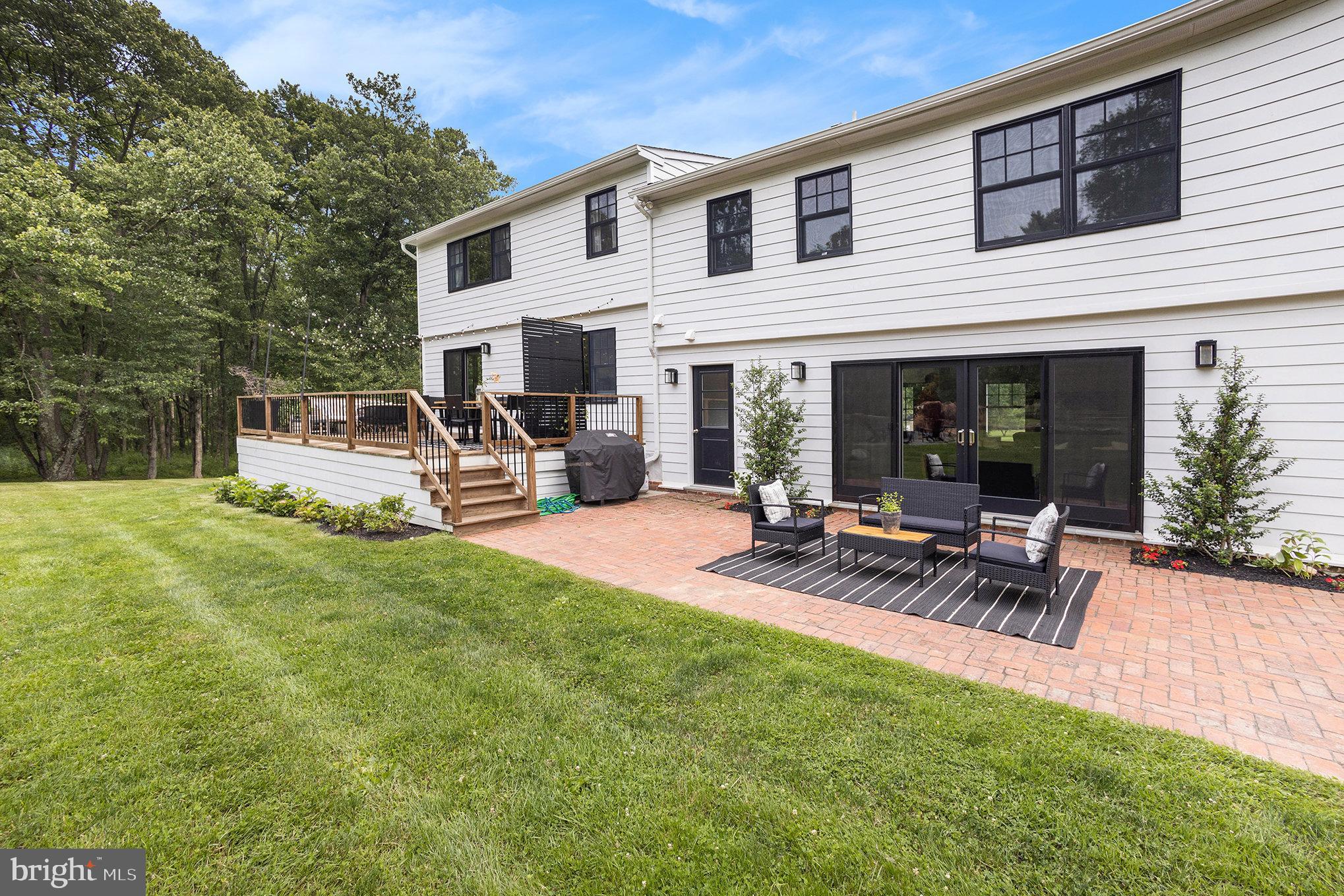 RADNOR HUNT - Residential