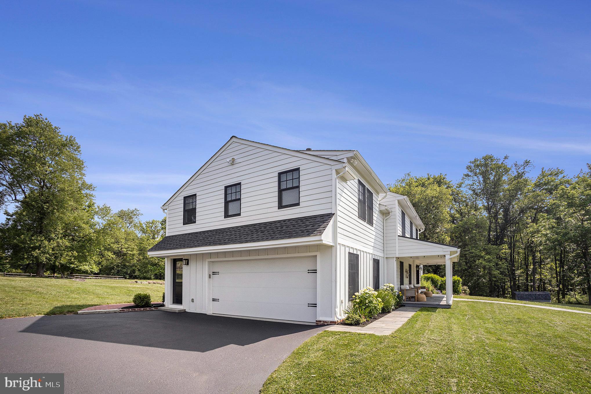 RADNOR HUNT - Residential