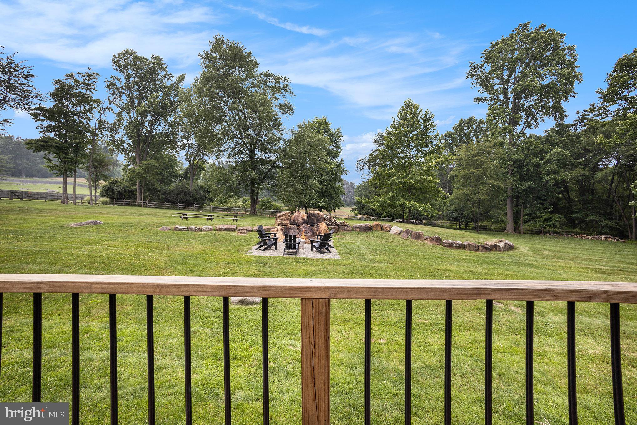 RADNOR HUNT - Residential