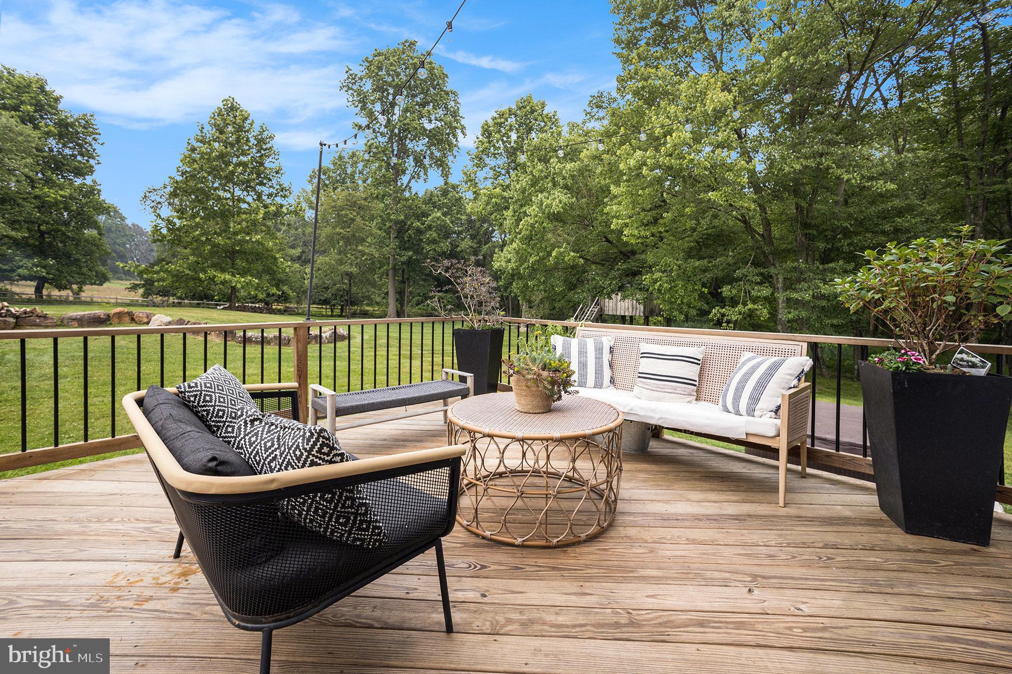 RADNOR HUNT - Residential