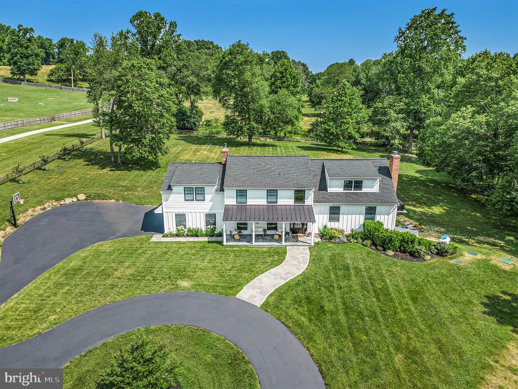 RADNOR HUNT - Residential
