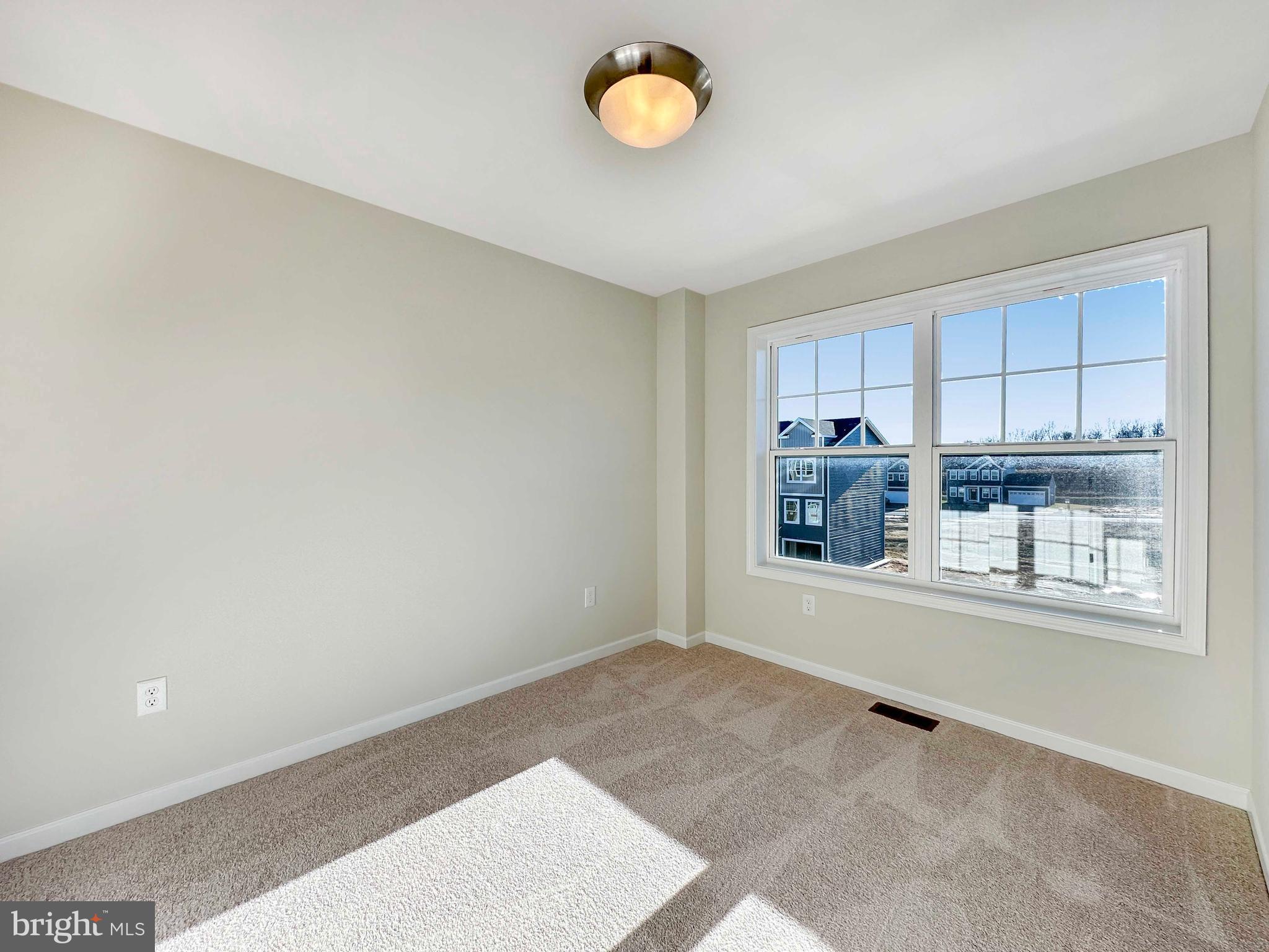 GRAYS POINTE - Residential