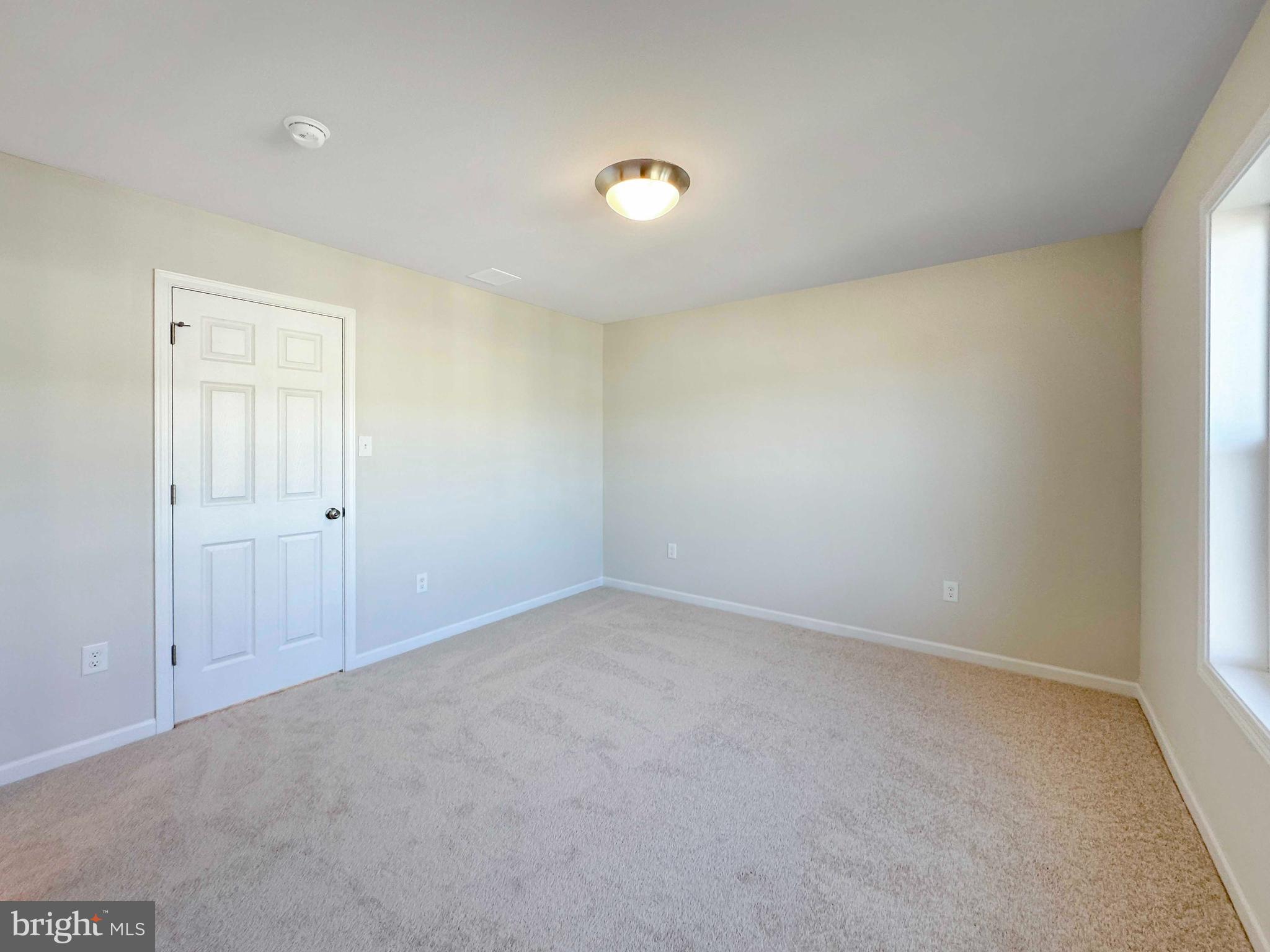 GRAYS POINTE - Residential