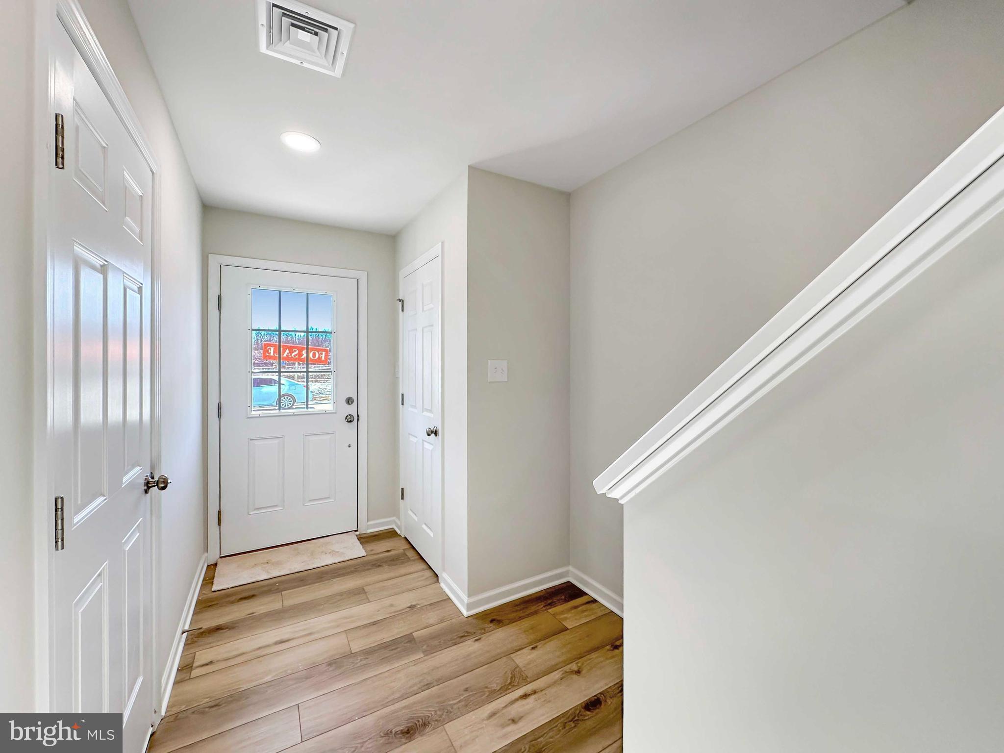 GRAYS POINTE - Residential