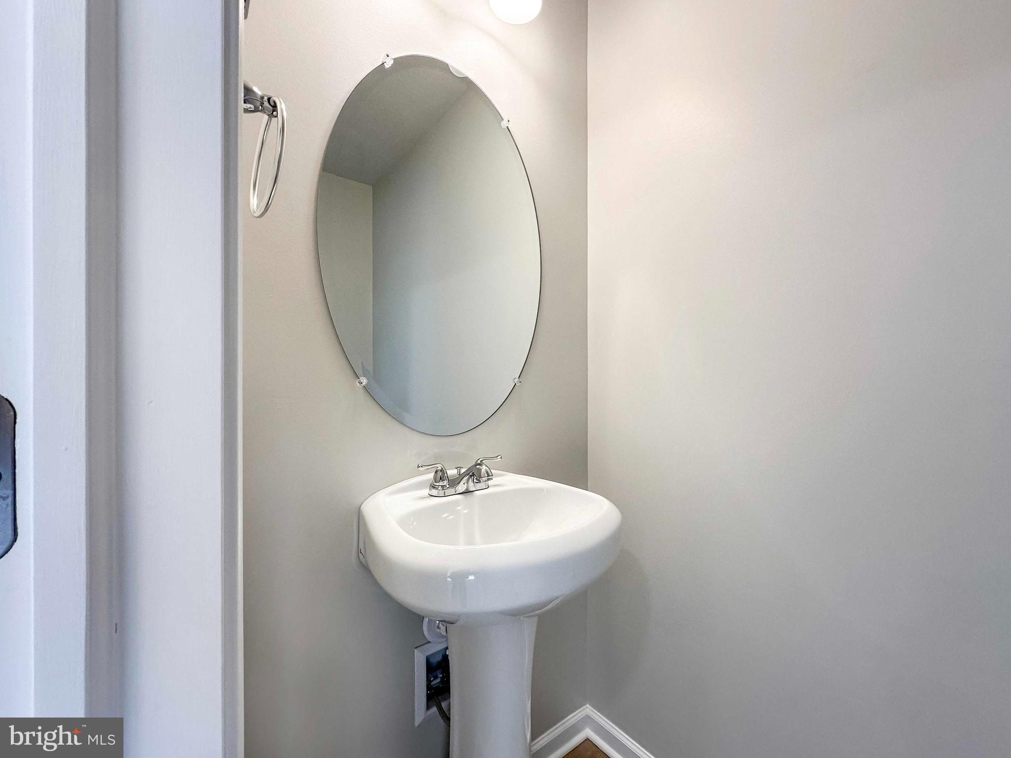 GRAYS POINTE - Residential