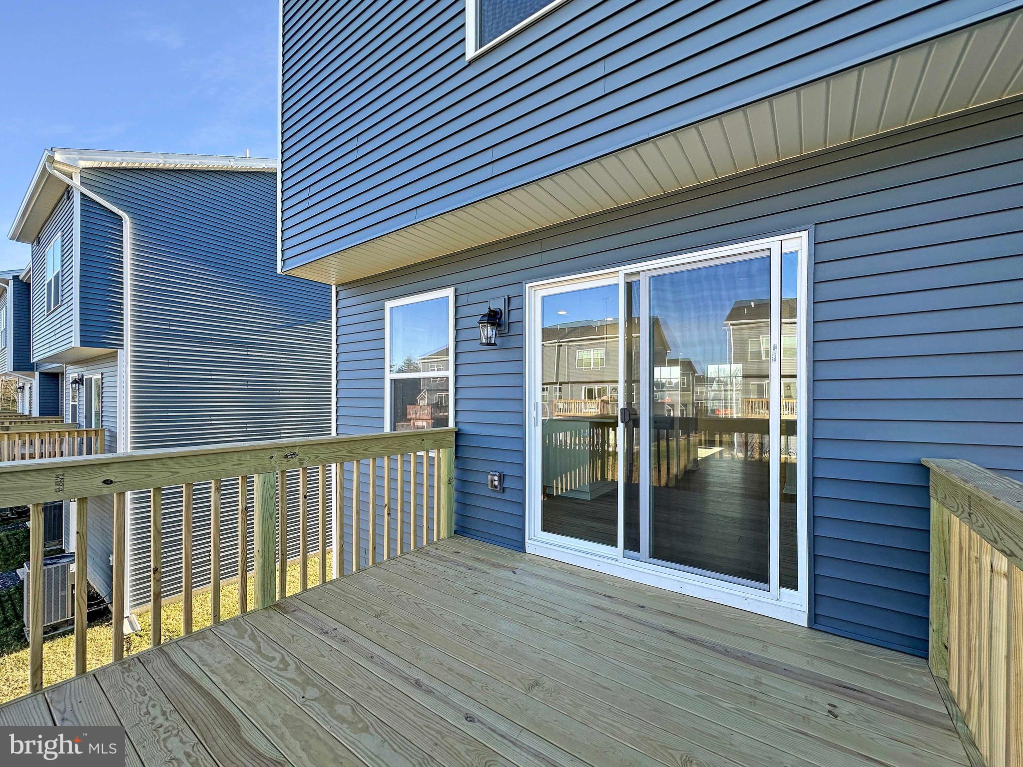 GRAYS POINTE - Residential