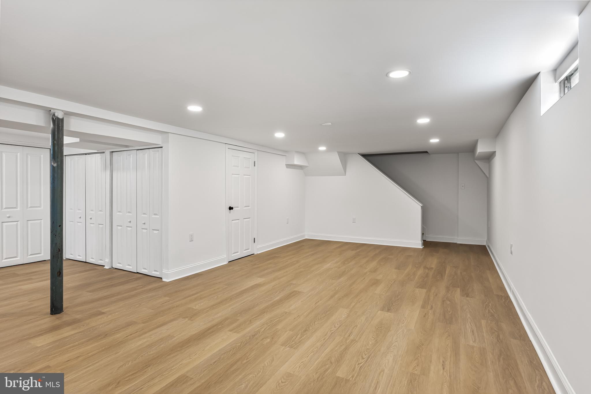 BARCLAY - Residential