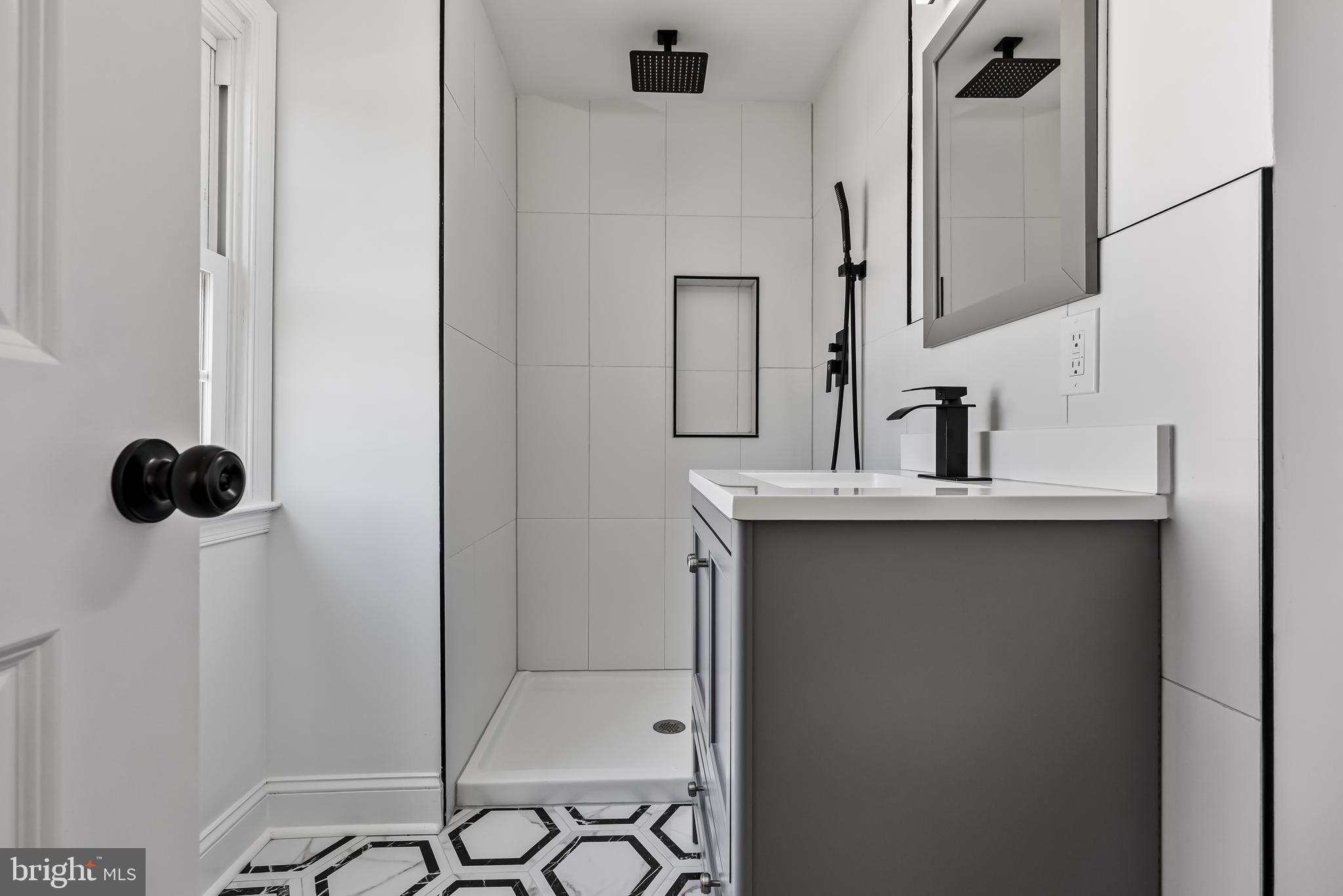 BARCLAY - Residential