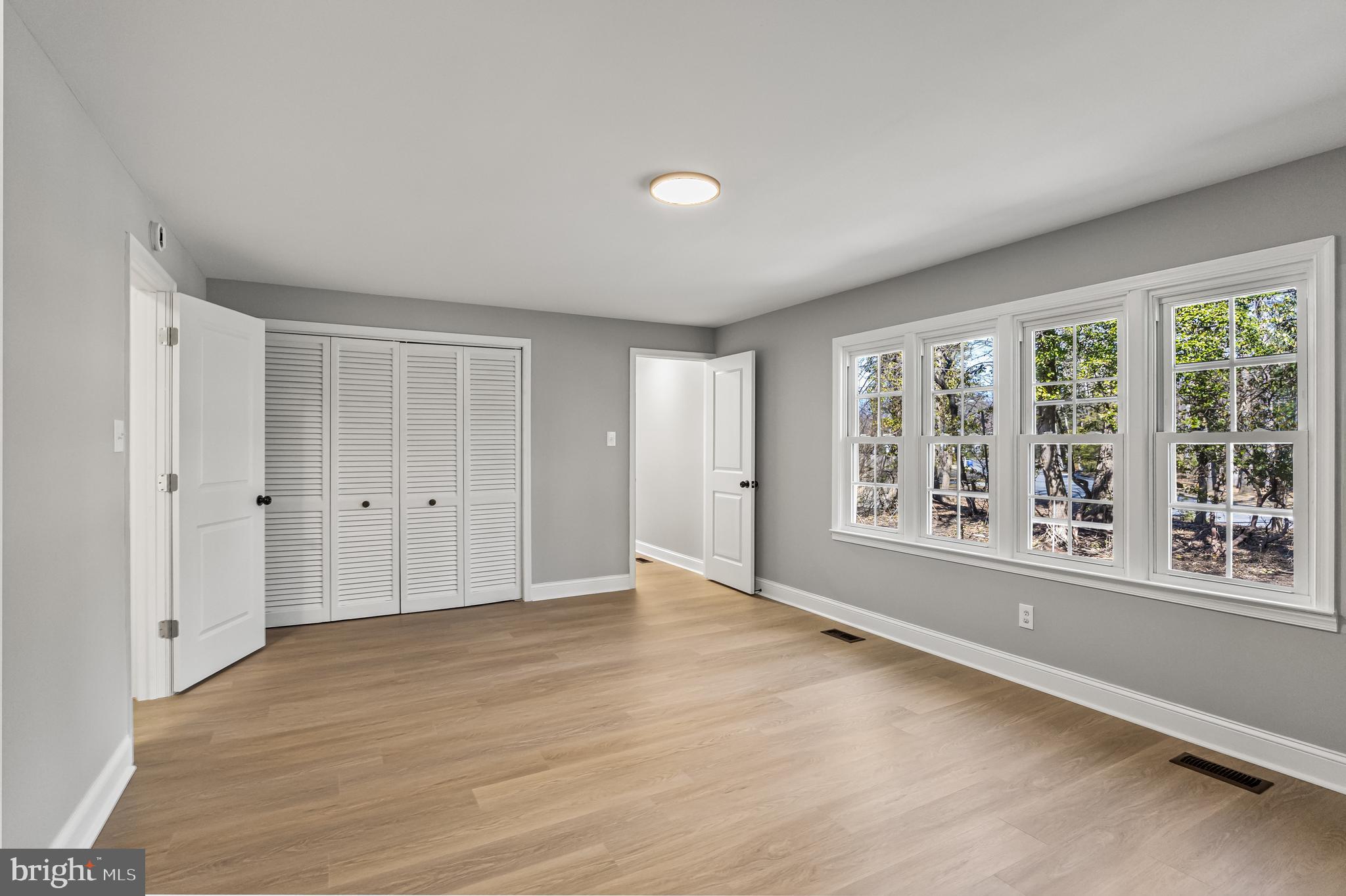 BARCLAY - Residential