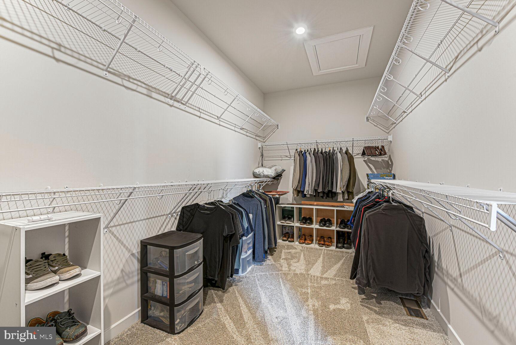 ASHBROOK PLACE - Residential