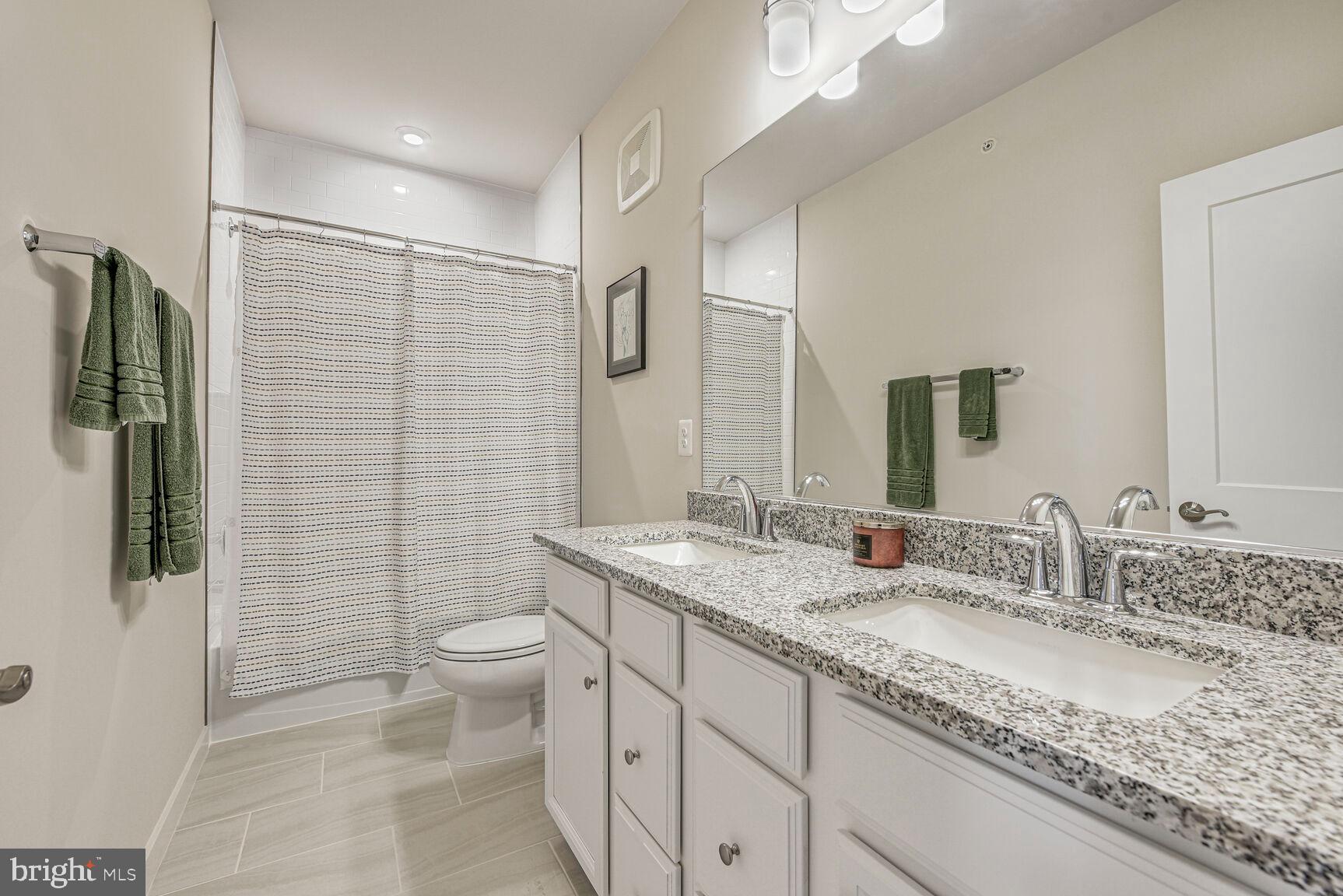 ASHBROOK PLACE - Residential