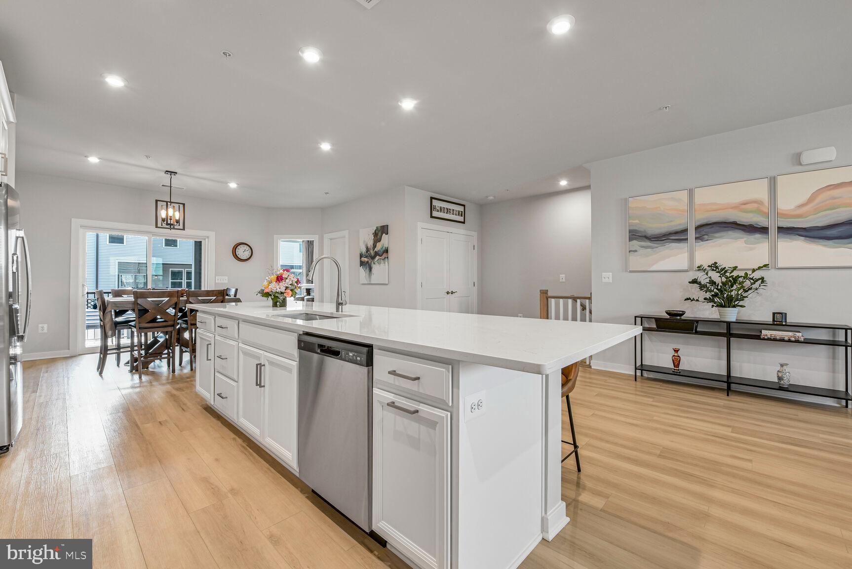 44486 WOLFHOUND SQUARE