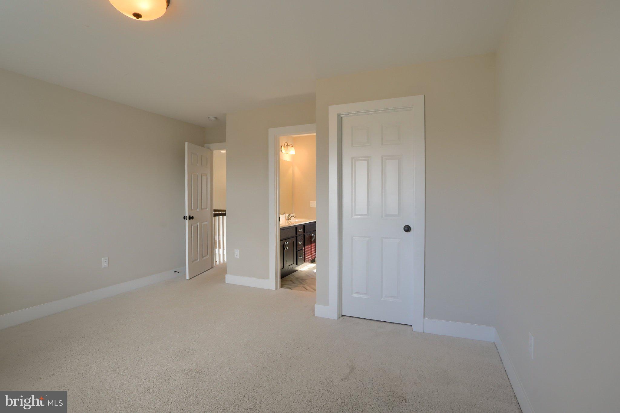 SUMMER LAYNE - Residential