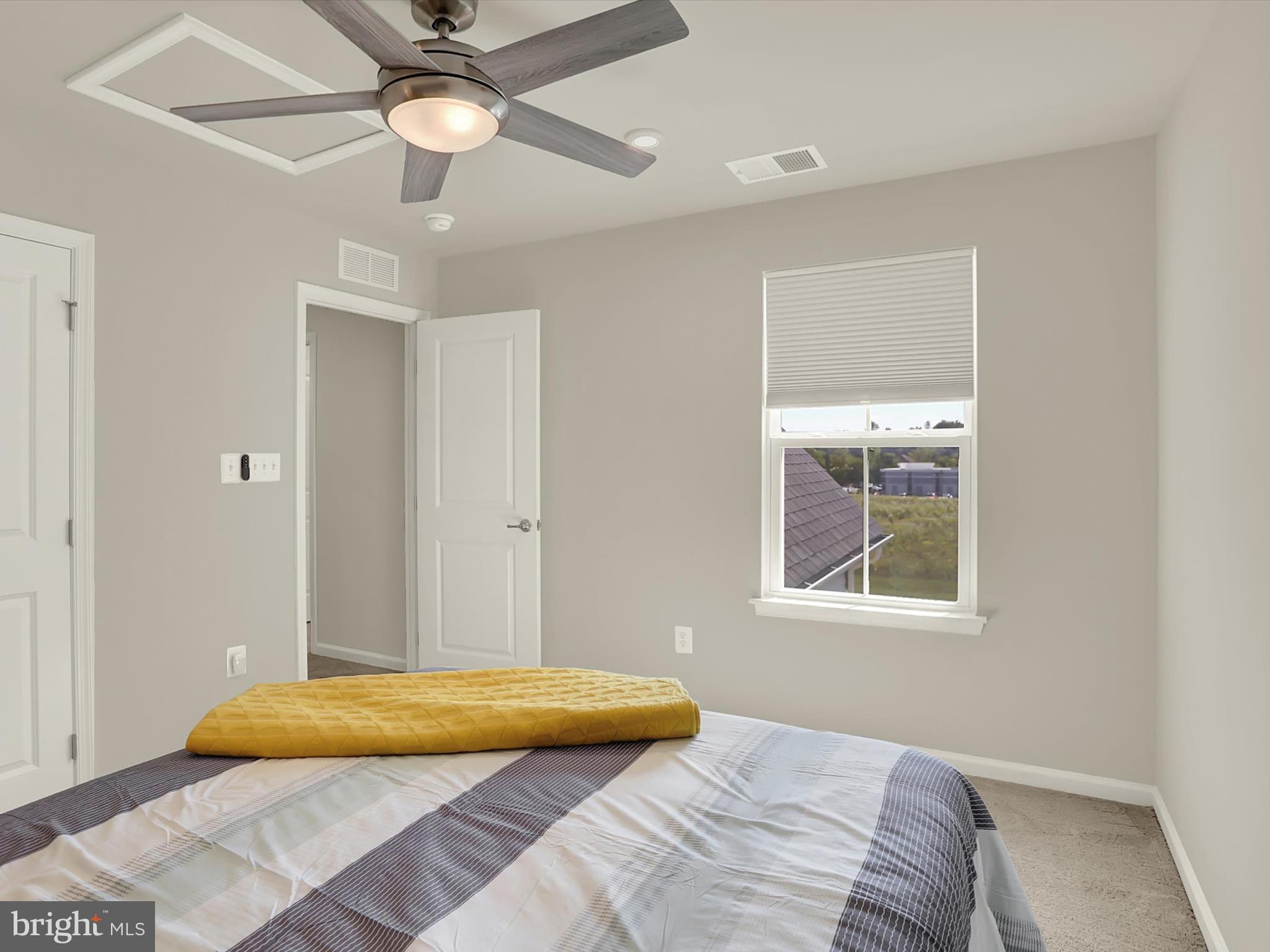 BLUE RIDGE PARK - Residential