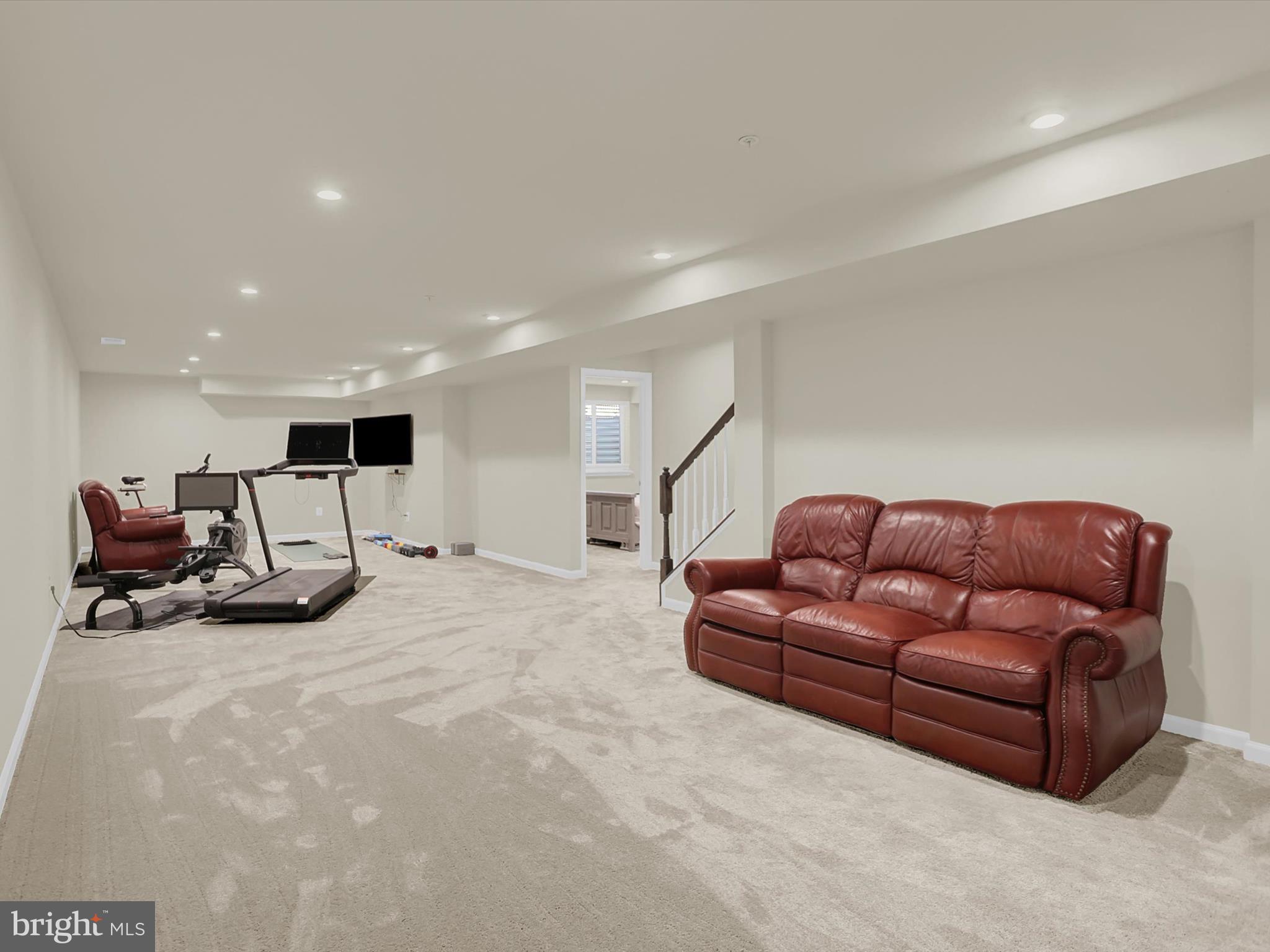 BLUE RIDGE PARK - Residential