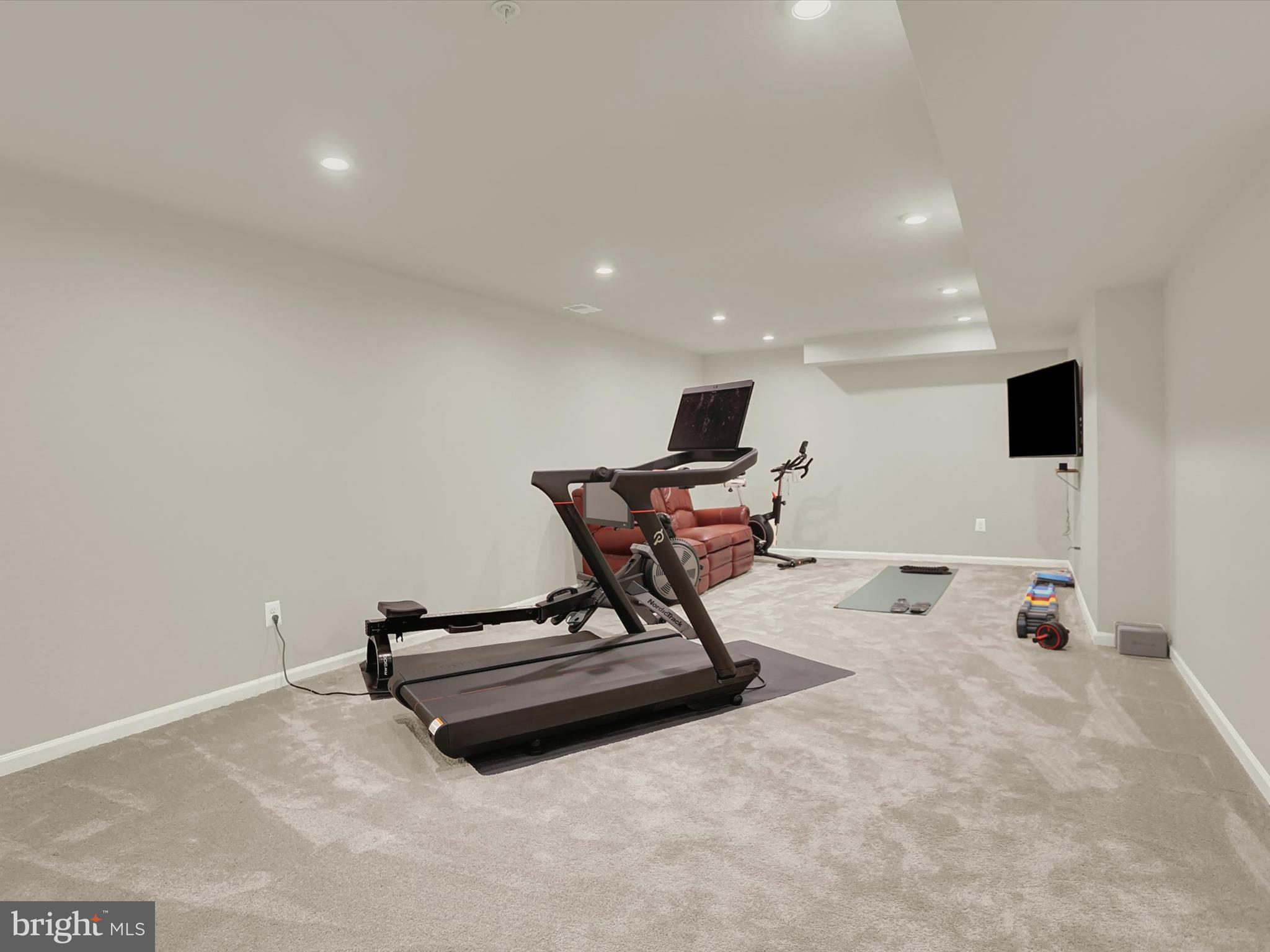 BLUE RIDGE PARK - Residential