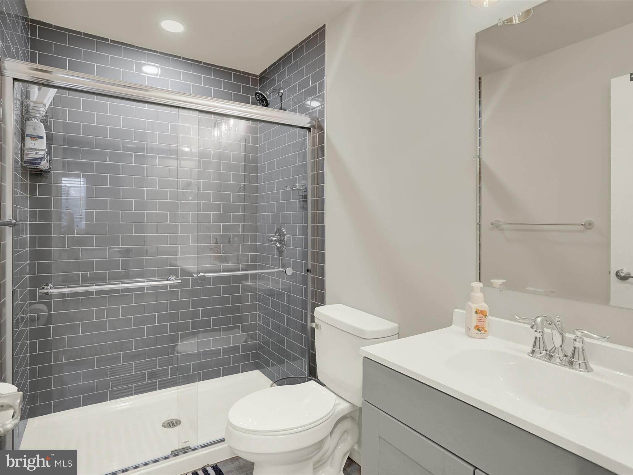 BLUE RIDGE PARK - Residential