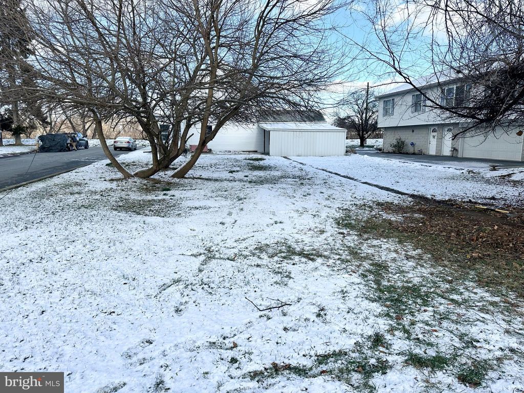Photo of 601 Water Street, NEW CUMBERLAND, PA 17070 (MLS # PAYK2095158)