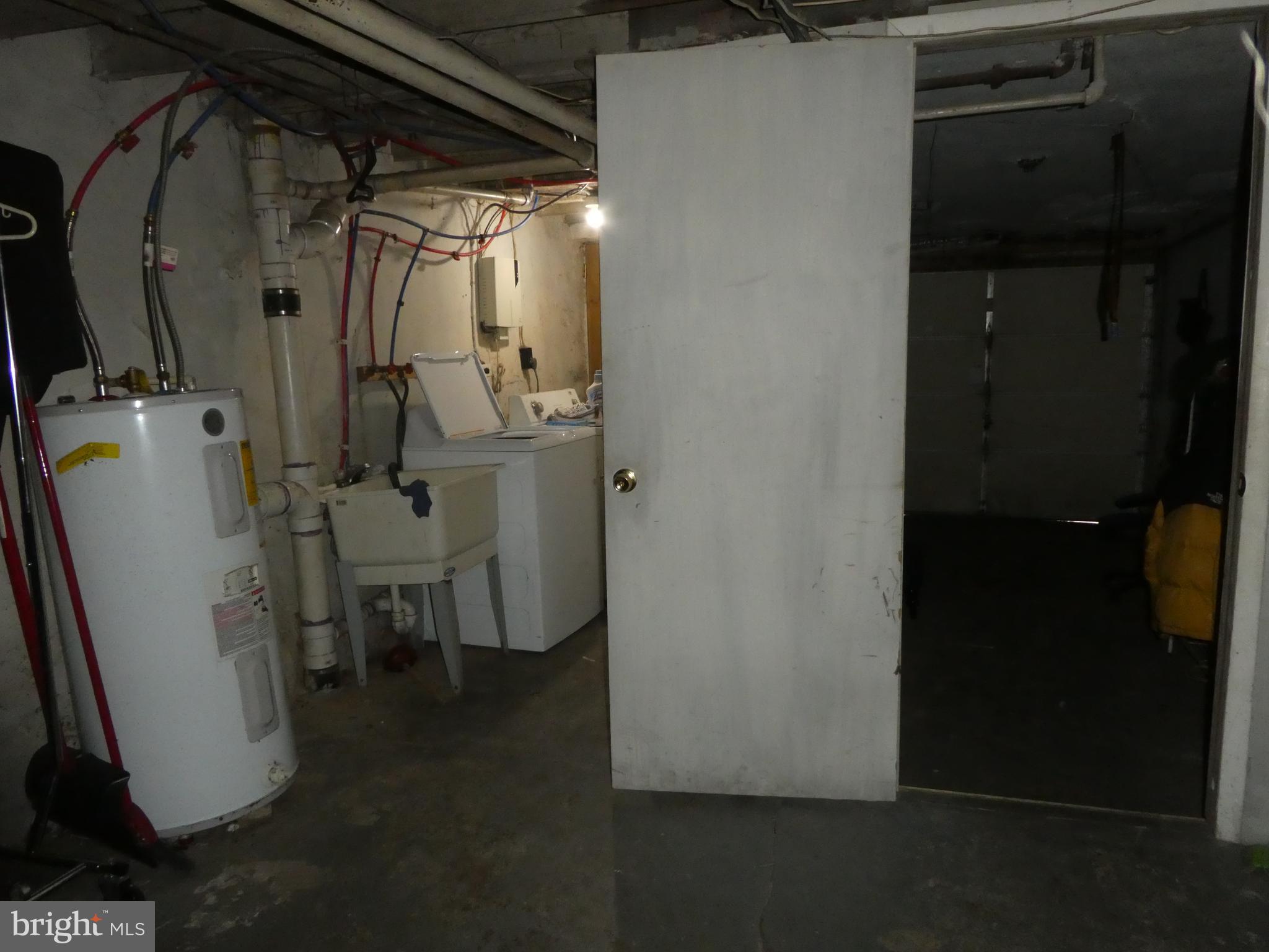 WEST OAK LANE - Residential