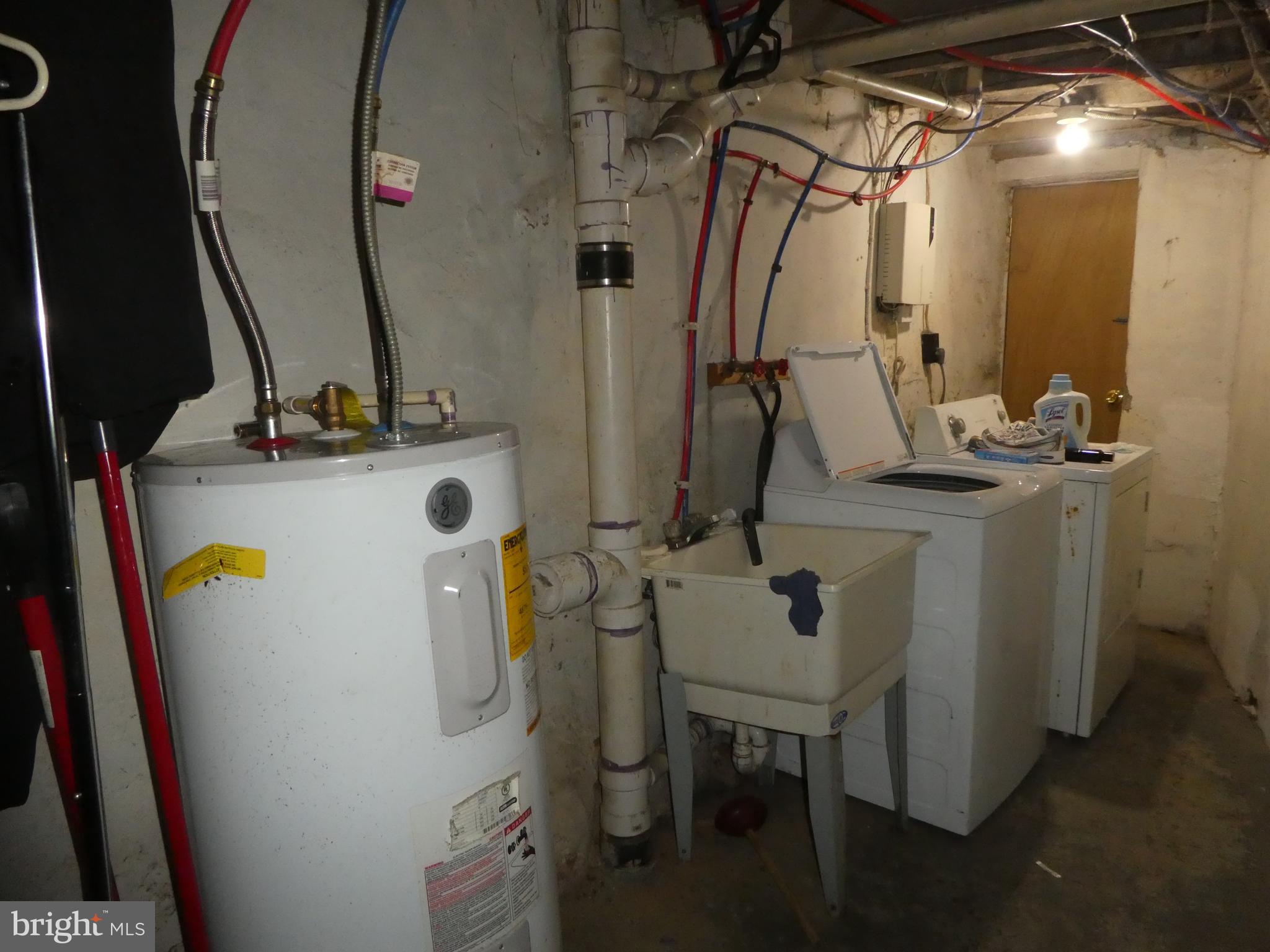 WEST OAK LANE - Residential