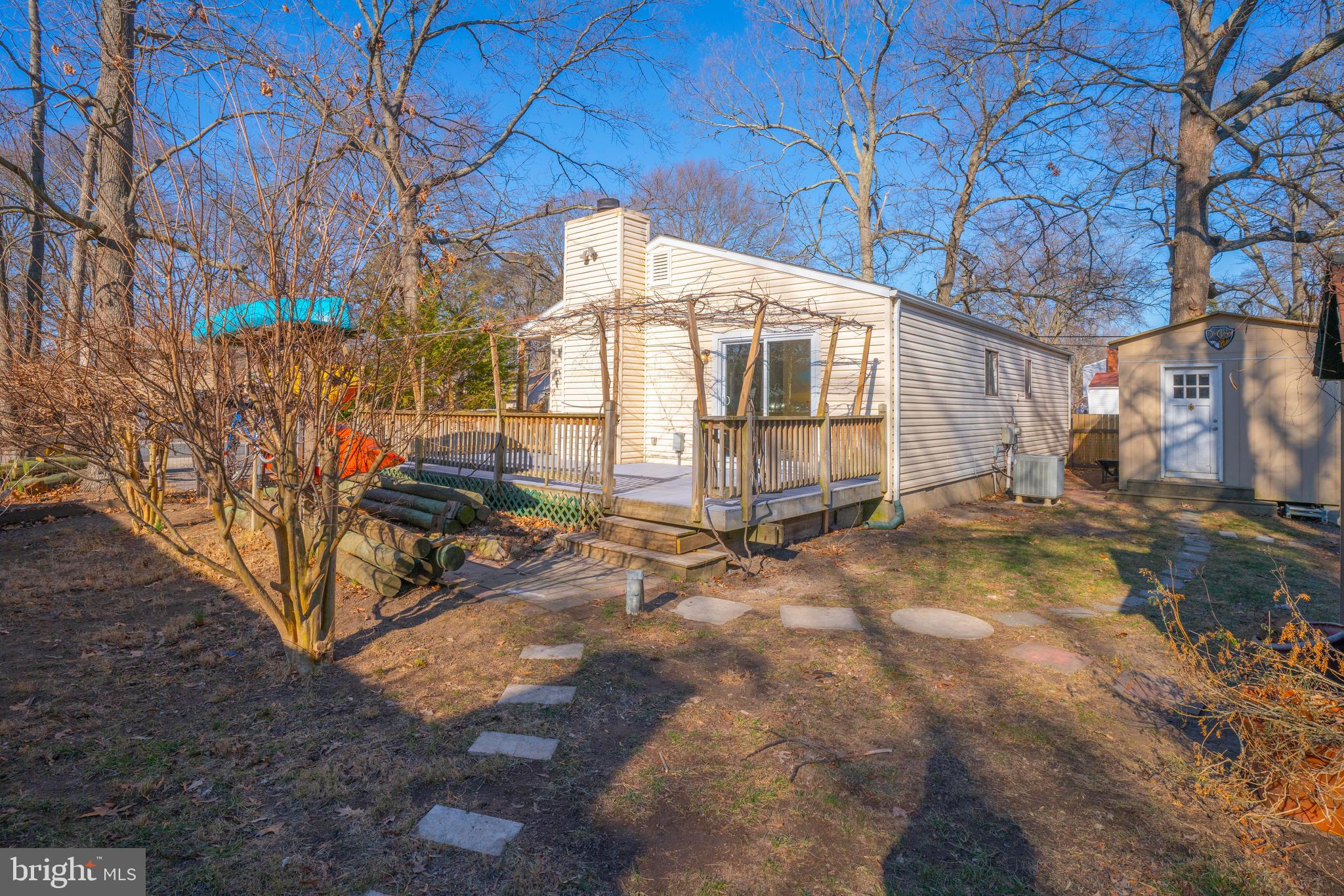 FRANKLIN MANOR - Residential